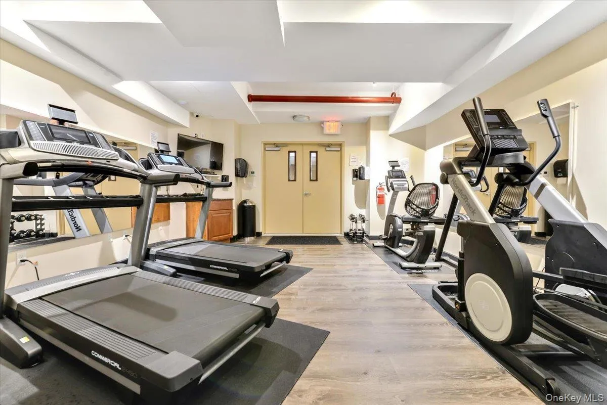 118-17 Union Turnpike, New York, NY, 1 Bedroom Bedrooms, 4 Rooms Rooms,1 BathroomBathrooms,Residential,For Rent,Union,0,1026510 118-17 Union Turnpike, New York, NY, 1 Bedroom Bedrooms, 4 Rooms Rooms,1 BathroomBathrooms,Residential,For Rent,Union,0,1026510