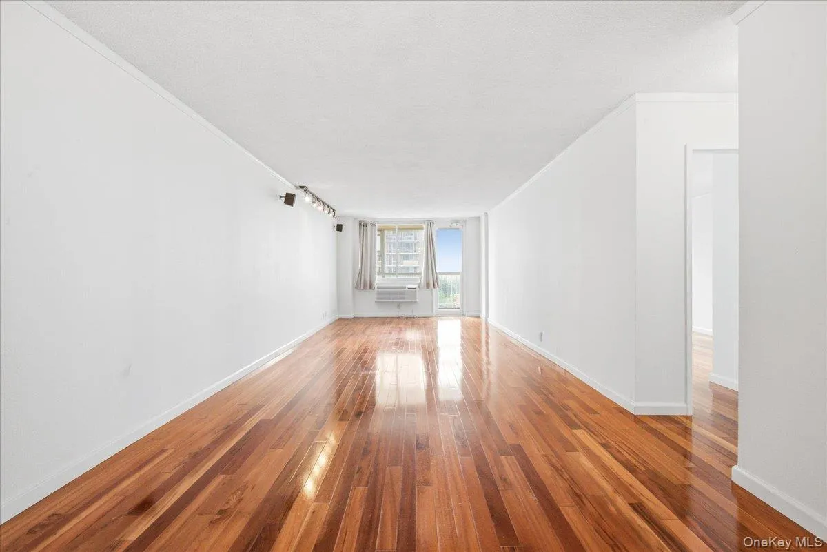 118-17 Union Turnpike, New York, NY, 1 Bedroom Bedrooms, 4 Rooms Rooms,1 BathroomBathrooms,Residential,For Rent,Union,0,1026510 118-17 Union Turnpike, New York, NY, 1 Bedroom Bedrooms, 4 Rooms Rooms,1 BathroomBathrooms,Residential,For Rent,Union,0,1026510