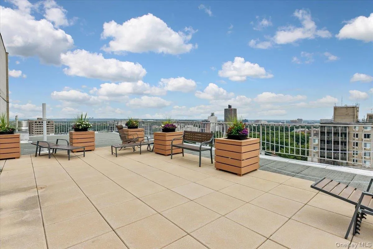 118-17 Union Turnpike, New York, NY, 1 Bedroom Bedrooms, 4 Rooms Rooms,1 BathroomBathrooms,Residential,For Rent,Union,0,1026510 118-17 Union Turnpike, New York, NY, 1 Bedroom Bedrooms, 4 Rooms Rooms,1 BathroomBathrooms,Residential,For Rent,Union,0,1026510