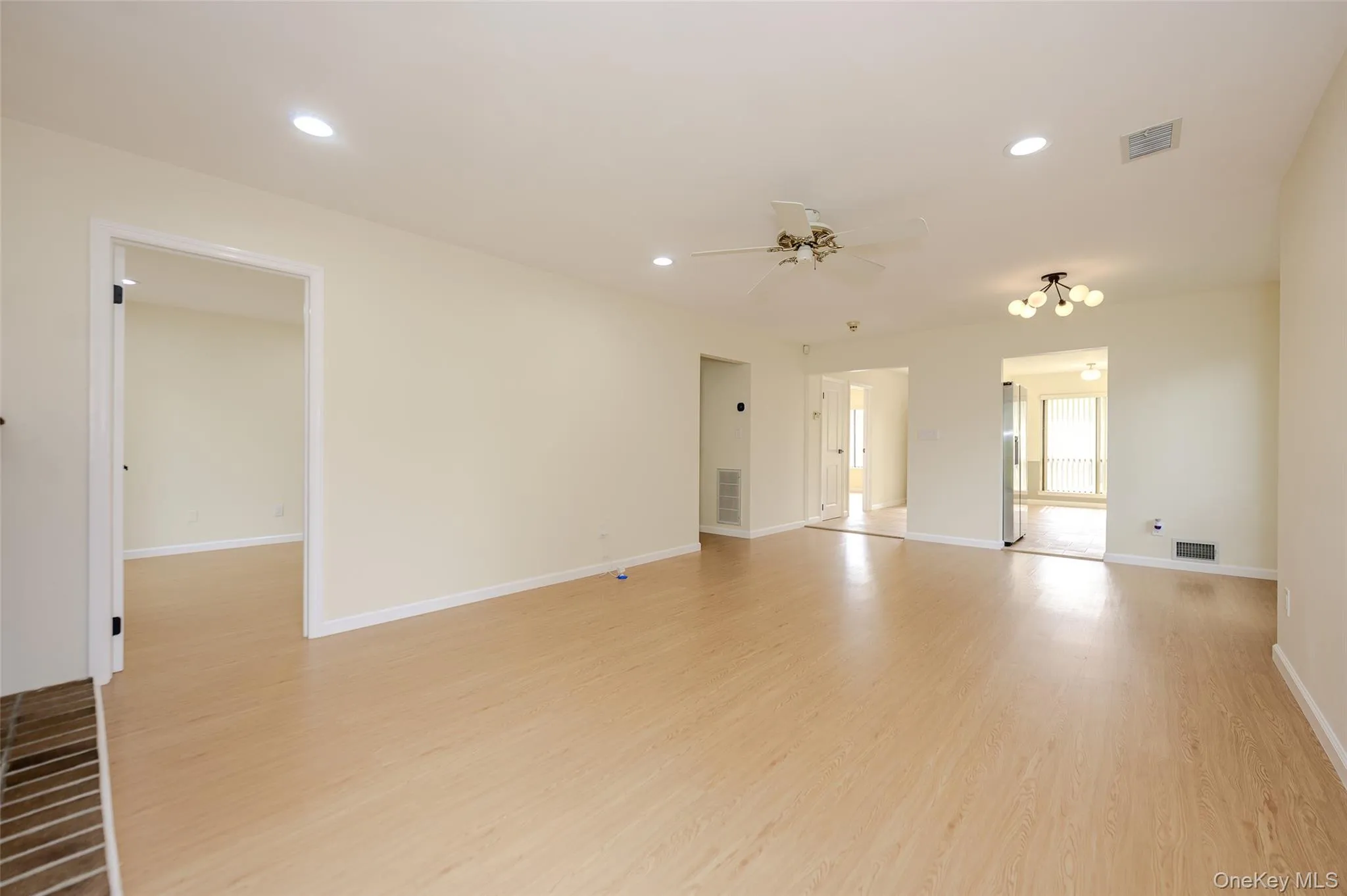 Beautiful Vinyl flooring and high hats Beautiful Vinyl flooring and high hats