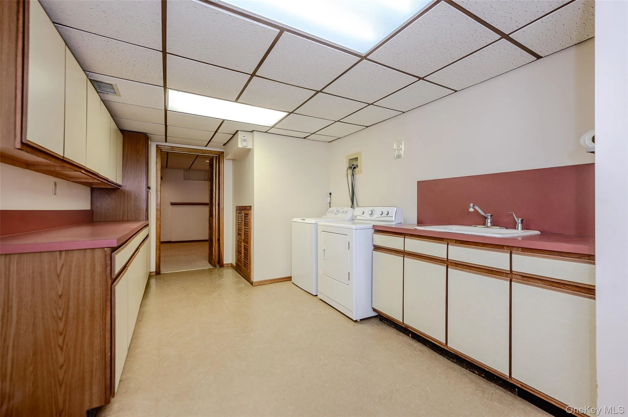 12 Stanford Court, Hempstead, NY, 2 Bedrooms Bedrooms, 5 Rooms Rooms,2 BathroomsBathrooms,Residential,For Rent,Stanford,0,1026517 12 Stanford Court, Hempstead, NY, 2 Bedrooms Bedrooms, 5 Rooms Rooms,2 BathroomsBathrooms,Residential,For Rent,Stanford,0,1026517