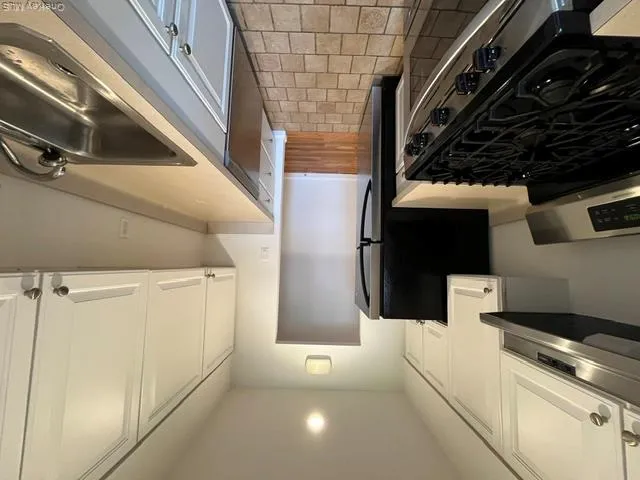 86 Shore Road, North Hempstead, NY, 1 Bedroom Bedrooms, 3 Rooms Rooms,1 BathroomBathrooms,Residential Lease,For Rent,Shore,0,1026523 86 Shore Road, North Hempstead, NY, 1 Bedroom Bedrooms, 3 Rooms Rooms,1 BathroomBathrooms,Residential Lease,For Rent,Shore,0,1026523