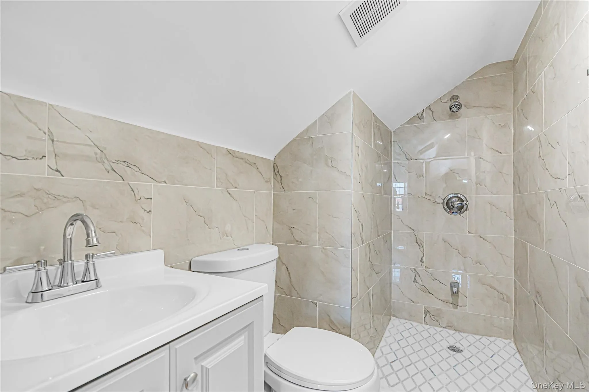 8747 216th Street, New York, NY, 5 Bedrooms Bedrooms, 8 Rooms Rooms,4 BathroomsBathrooms,Residential,For Rent,216th,0,1026525 8747 216th Street, New York, NY, 5 Bedrooms Bedrooms, 8 Rooms Rooms,4 BathroomsBathrooms,Residential,For Rent,216th,0,1026525