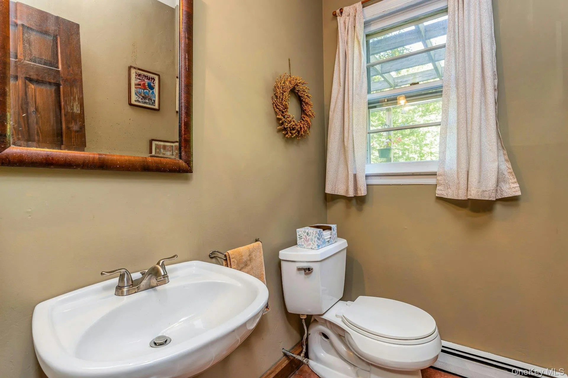 99 Lakeside Drive, Bedford, NY, 4 Bedrooms Bedrooms, 8 Rooms Rooms,2 BathroomsBathrooms,Residential,For Rent,Lakeside,0,1026527 99 Lakeside Drive, Bedford, NY, 4 Bedrooms Bedrooms, 8 Rooms Rooms,2 BathroomsBathrooms,Residential,For Rent,Lakeside,0,1026527