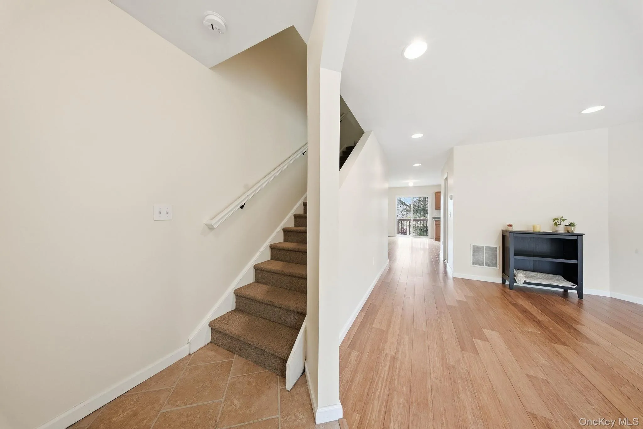 2 Deerfield Court, Thompson, NY, 3 Bedrooms Bedrooms, 6 Rooms Rooms,2 BathroomsBathrooms,Residential,For Rent,Deerfield,0,1026528 2 Deerfield Court, Thompson, NY, 3 Bedrooms Bedrooms, 6 Rooms Rooms,2 BathroomsBathrooms,Residential,For Rent,Deerfield,0,1026528