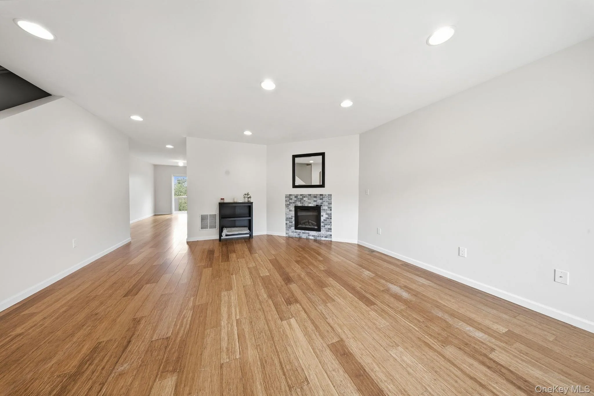 2 Deerfield Court, Thompson, NY, 3 Bedrooms Bedrooms, 6 Rooms Rooms,2 BathroomsBathrooms,Residential,For Rent,Deerfield,0,1026528 2 Deerfield Court, Thompson, NY, 3 Bedrooms Bedrooms, 6 Rooms Rooms,2 BathroomsBathrooms,Residential,For Rent,Deerfield,0,1026528