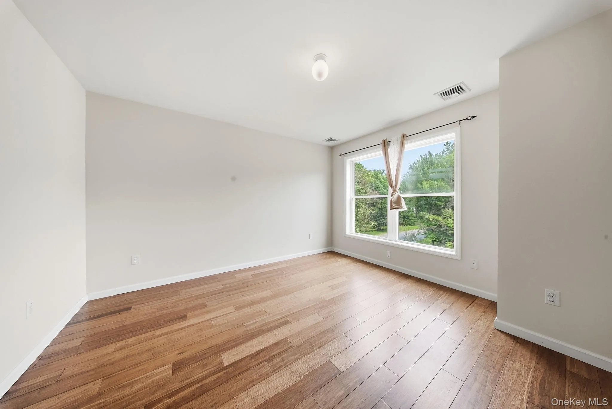 2 Deerfield Court, Thompson, NY, 3 Bedrooms Bedrooms, 6 Rooms Rooms,2 BathroomsBathrooms,Residential,For Rent,Deerfield,0,1026528 2 Deerfield Court, Thompson, NY, 3 Bedrooms Bedrooms, 6 Rooms Rooms,2 BathroomsBathrooms,Residential,For Rent,Deerfield,0,1026528