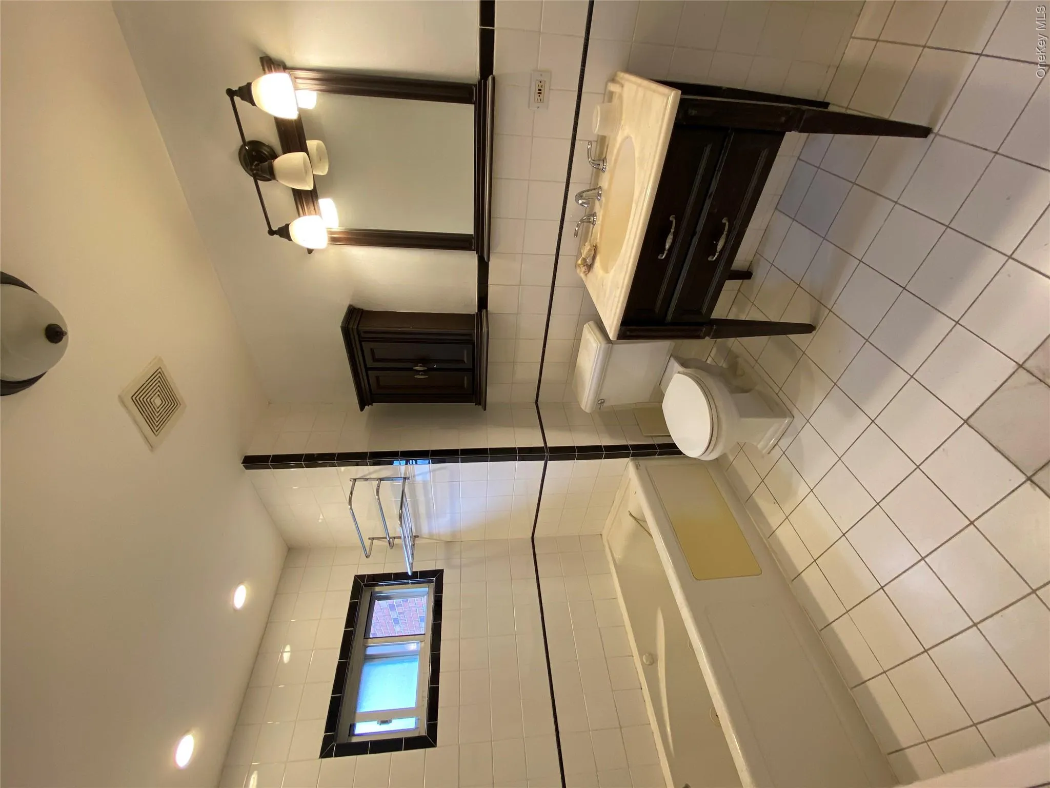 84-59 126th Street, New York, NY, 3 Bedrooms Bedrooms, 7 Rooms Rooms,1 BathroomBathrooms,Residential Lease,For Rent,126th,0,1026529 84-59 126th Street, New York, NY, 3 Bedrooms Bedrooms, 7 Rooms Rooms,1 BathroomBathrooms,Residential Lease,For Rent,126th,0,1026529