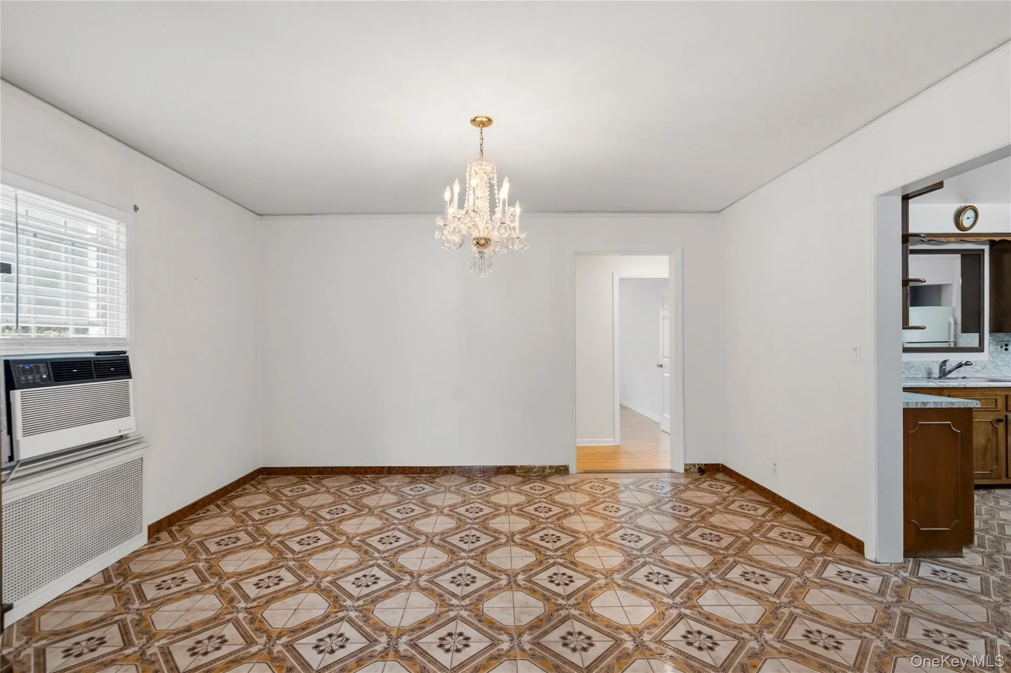 19 Chestnut Street, Glen Cove, NY, 5 Bedrooms Bedrooms, 8 Rooms Rooms,2 BathroomsBathrooms,Residential,For Rent,Chestnut,0,1026537 19 Chestnut Street, Glen Cove, NY, 5 Bedrooms Bedrooms, 8 Rooms Rooms,2 BathroomsBathrooms,Residential,For Rent,Chestnut,0,1026537
