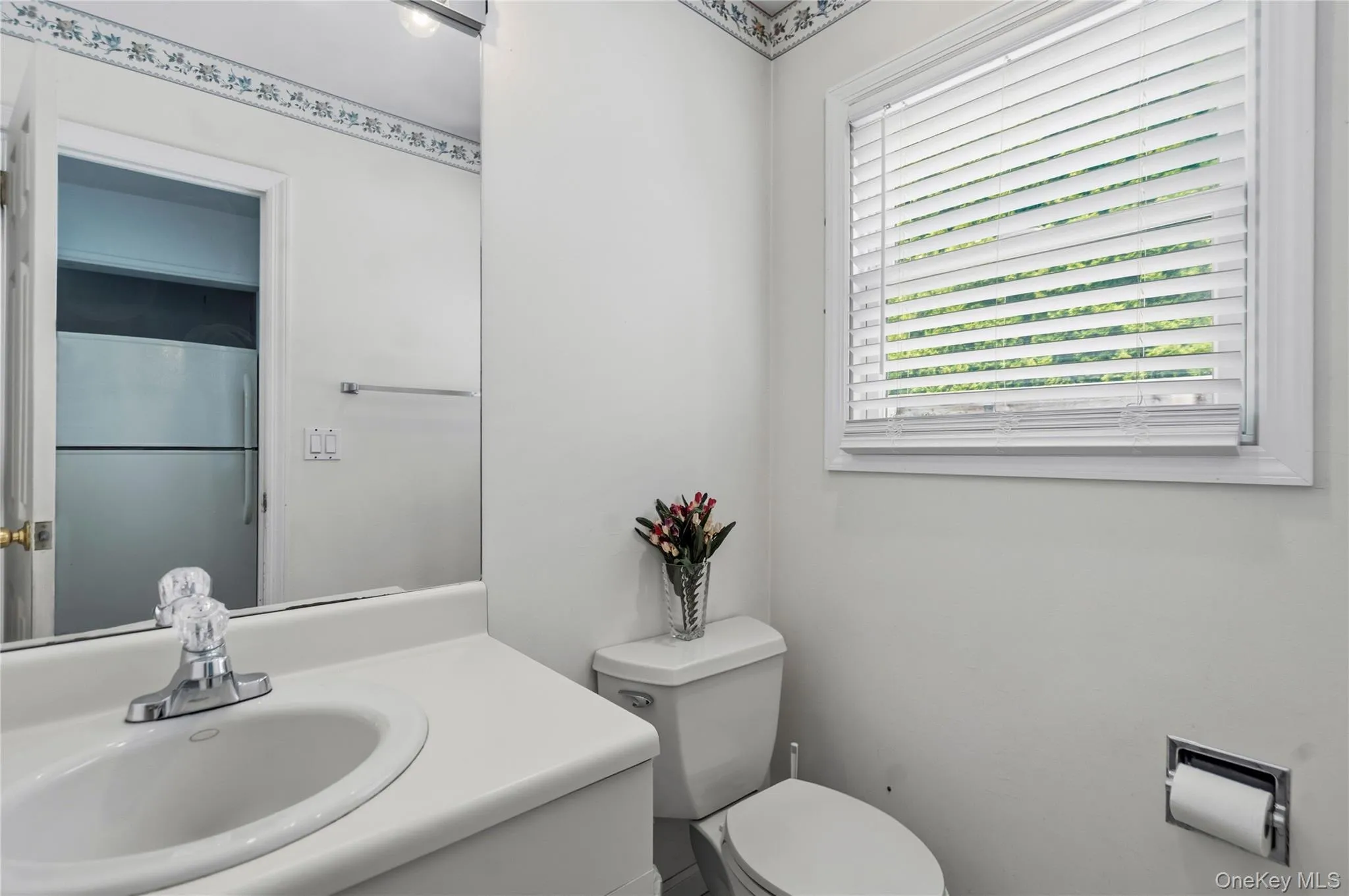 19 Chestnut Street, Glen Cove, NY, 5 Bedrooms Bedrooms, 8 Rooms Rooms,2 BathroomsBathrooms,Residential,For Rent,Chestnut,0,1026537 19 Chestnut Street, Glen Cove, NY, 5 Bedrooms Bedrooms, 8 Rooms Rooms,2 BathroomsBathrooms,Residential,For Rent,Chestnut,0,1026537