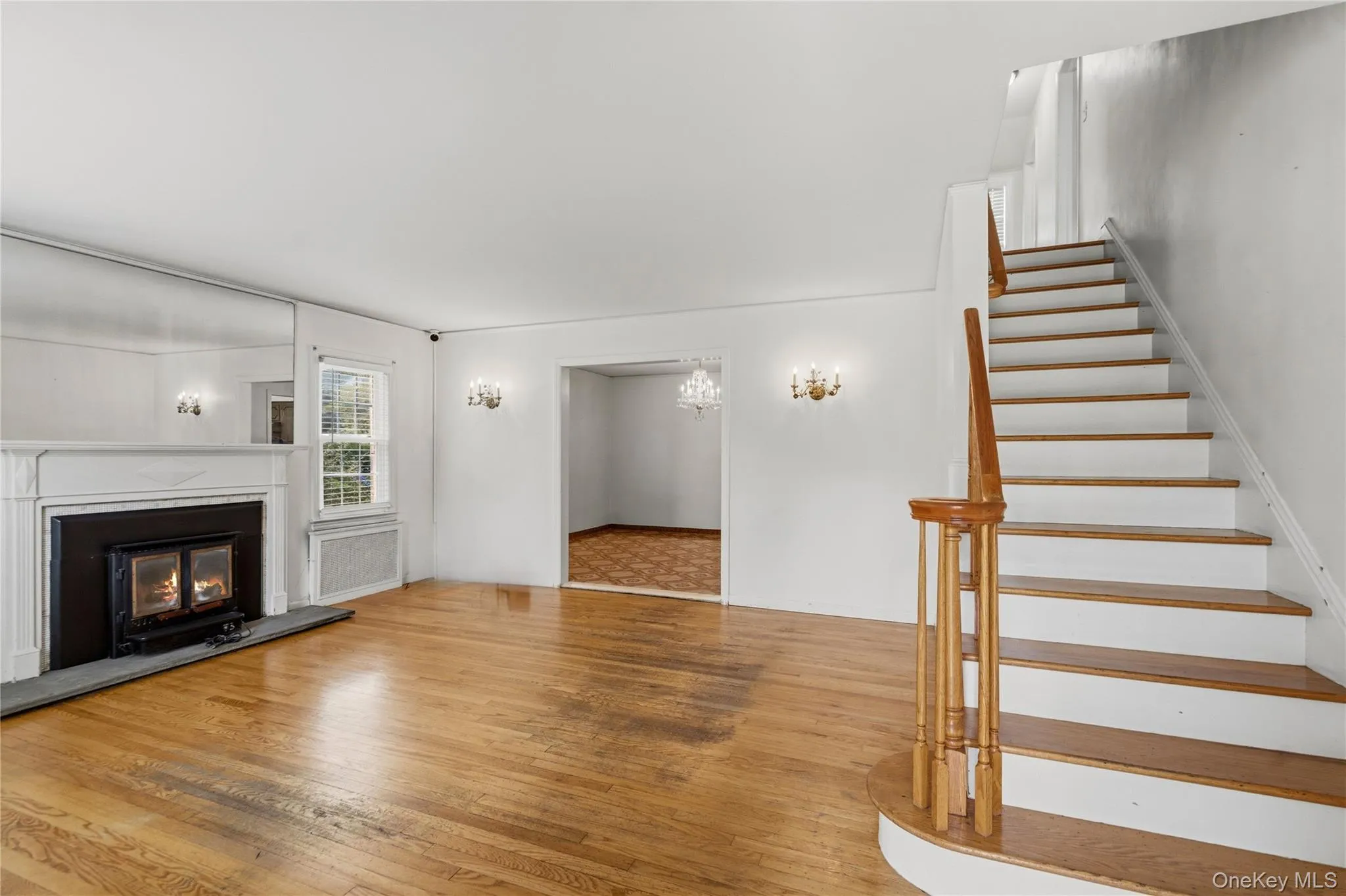 19 Chestnut Street, Glen Cove, NY, 5 Bedrooms Bedrooms, 8 Rooms Rooms,2 BathroomsBathrooms,Residential,For Rent,Chestnut,0,1026537 19 Chestnut Street, Glen Cove, NY, 5 Bedrooms Bedrooms, 8 Rooms Rooms,2 BathroomsBathrooms,Residential,For Rent,Chestnut,0,1026537