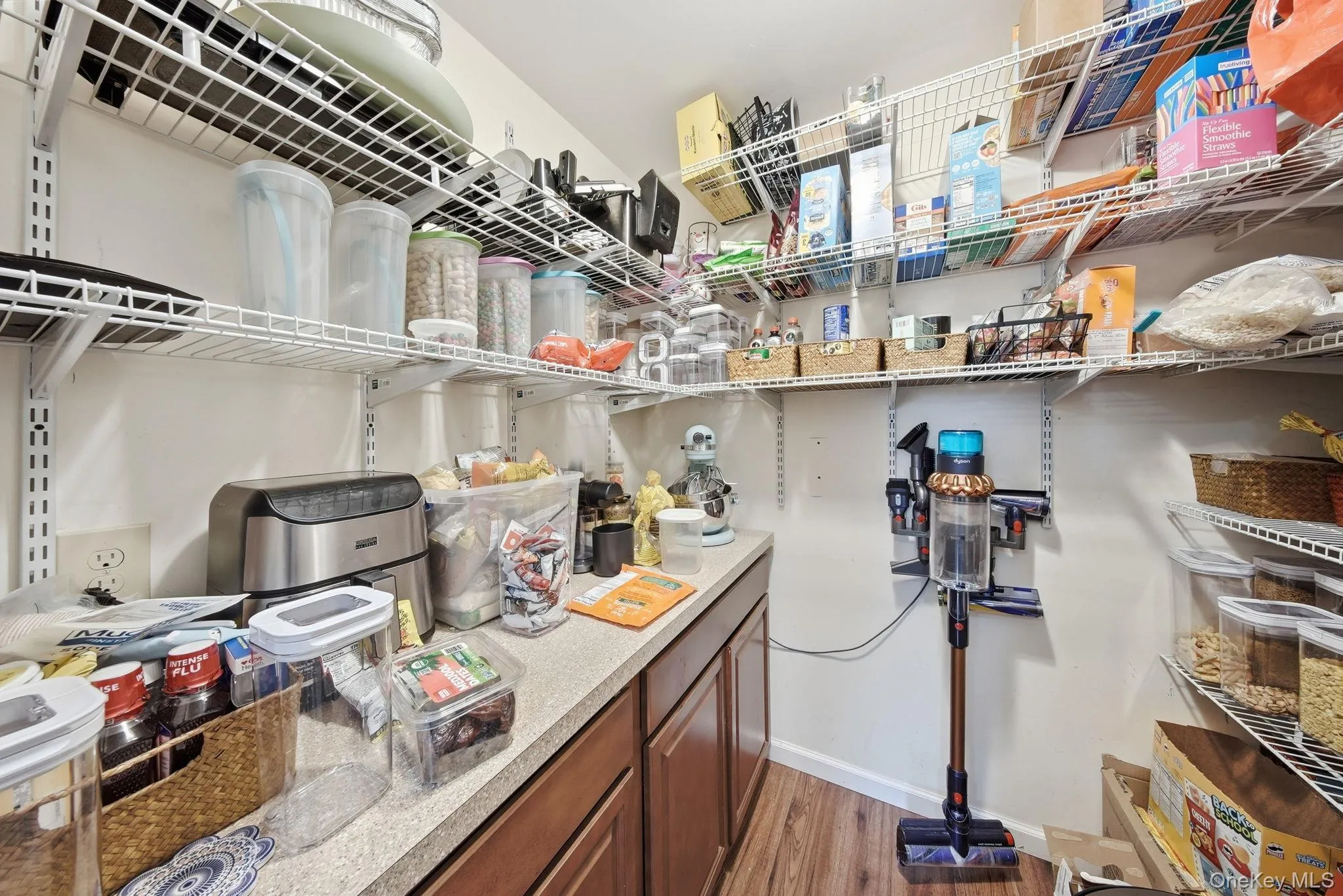 4 Deerfield Court, Thompson, NY, 3 Bedrooms Bedrooms, 6 Rooms Rooms,2 BathroomsBathrooms,Residential,For Rent,Deerfield,0,1026542 4 Deerfield Court, Thompson, NY, 3 Bedrooms Bedrooms, 6 Rooms Rooms,2 BathroomsBathrooms,Residential,For Rent,Deerfield,0,1026542
