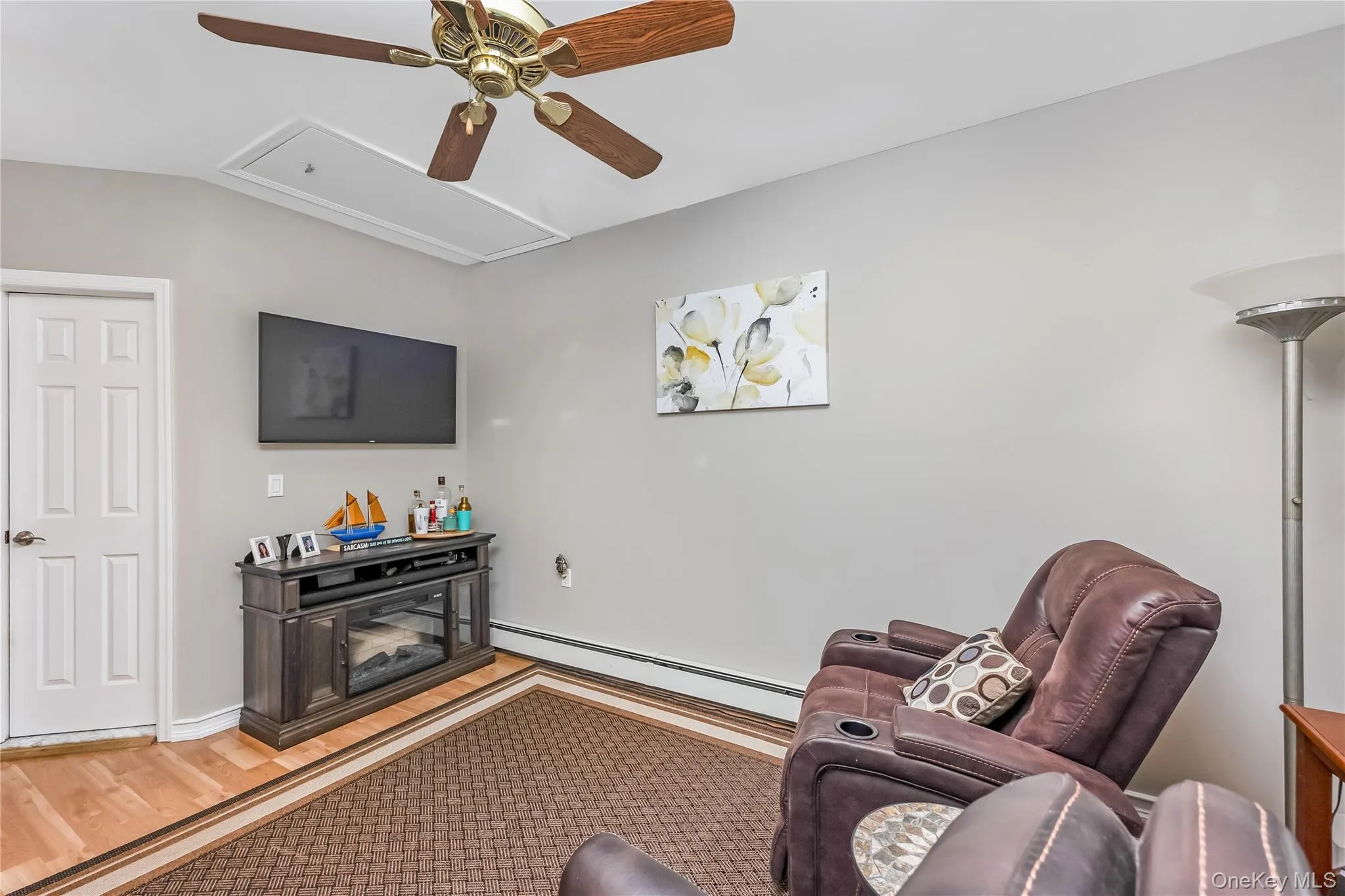 281 Thrift Street, Islip, NY, 3 Bedrooms Bedrooms, 7 Rooms Rooms,2 BathroomsBathrooms,Residential,For Rent,Thrift,0,1026543 281 Thrift Street, Islip, NY, 3 Bedrooms Bedrooms, 7 Rooms Rooms,2 BathroomsBathrooms,Residential,For Rent,Thrift,0,1026543