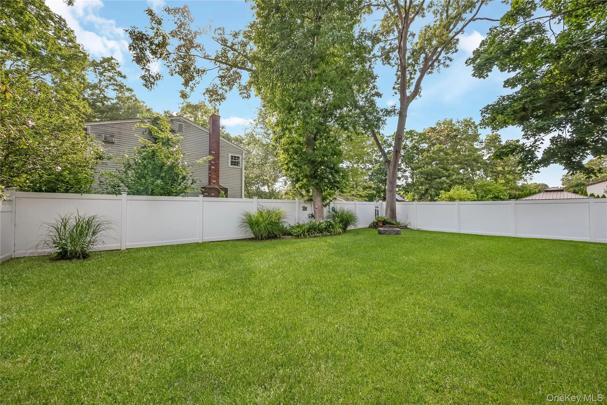 281 Thrift Street, Islip, NY, 3 Bedrooms Bedrooms, 7 Rooms Rooms,2 BathroomsBathrooms,Residential,For Rent,Thrift,0,1026543 281 Thrift Street, Islip, NY, 3 Bedrooms Bedrooms, 7 Rooms Rooms,2 BathroomsBathrooms,Residential,For Rent,Thrift,0,1026543