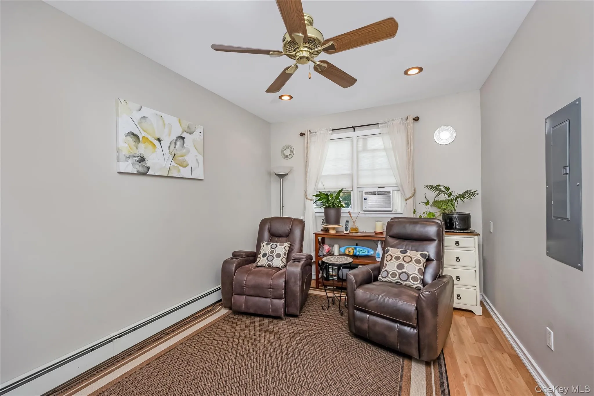 281 Thrift Street, Islip, NY, 3 Bedrooms Bedrooms, 7 Rooms Rooms,2 BathroomsBathrooms,Residential,For Rent,Thrift,0,1026543 281 Thrift Street, Islip, NY, 3 Bedrooms Bedrooms, 7 Rooms Rooms,2 BathroomsBathrooms,Residential,For Rent,Thrift,0,1026543