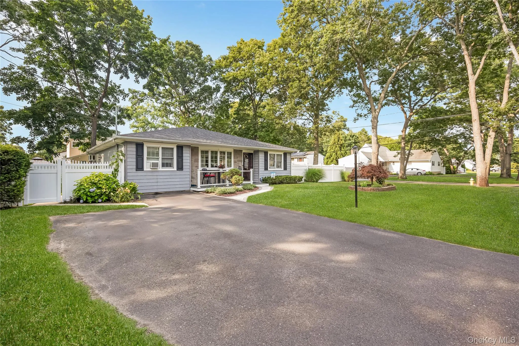 281 Thrift Street, Islip, NY, 3 Bedrooms Bedrooms, 7 Rooms Rooms,2 BathroomsBathrooms,Residential,For Rent,Thrift,0,1026543 281 Thrift Street, Islip, NY, 3 Bedrooms Bedrooms, 7 Rooms Rooms,2 BathroomsBathrooms,Residential,For Rent,Thrift,0,1026543