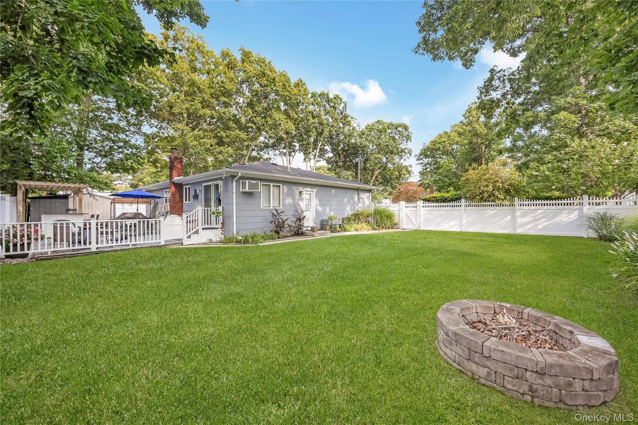 281 Thrift Street, Islip, NY, 3 Bedrooms Bedrooms, 7 Rooms Rooms,2 BathroomsBathrooms,Residential,For Rent,Thrift,0,1026543 281 Thrift Street, Islip, NY, 3 Bedrooms Bedrooms, 7 Rooms Rooms,2 BathroomsBathrooms,Residential,For Rent,Thrift,0,1026543