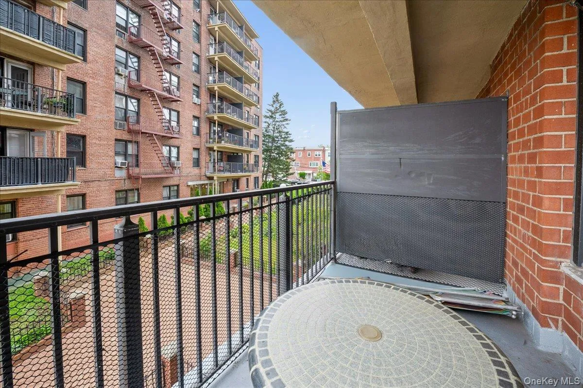 1130 Stadium Avenue, New York, NY, 2 Bedrooms Bedrooms, 6 Rooms Rooms,1 BathroomBathrooms,Residential,For Rent,Stadium,0,1026548 1130 Stadium Avenue, New York, NY, 2 Bedrooms Bedrooms, 6 Rooms Rooms,1 BathroomBathrooms,Residential,For Rent,Stadium,0,1026548