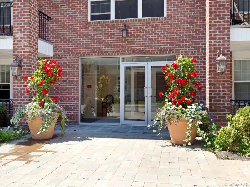 200 Carney Street, Glen Cove, NY, 2 Bedrooms Bedrooms, 3 Rooms Rooms,1 BathroomBathrooms,Residential Lease,For Rent,Carney,0,1026550 200 Carney Street, Glen Cove, NY, 2 Bedrooms Bedrooms, 3 Rooms Rooms,1 BathroomBathrooms,Residential Lease,For Rent,Carney,0,1026550