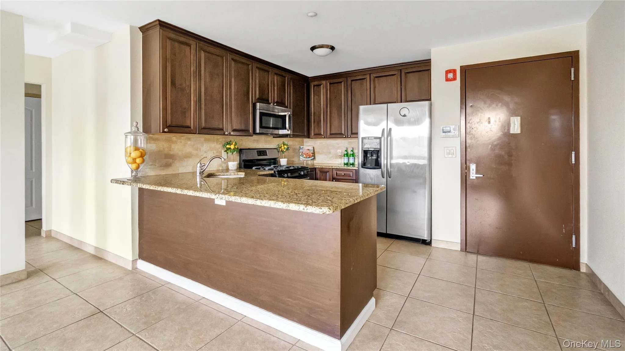 200 Carney Street, Glen Cove, NY, 2 Bedrooms Bedrooms, 3 Rooms Rooms,1 BathroomBathrooms,Residential Lease,For Rent,Carney,0,1026550 200 Carney Street, Glen Cove, NY, 2 Bedrooms Bedrooms, 3 Rooms Rooms,1 BathroomBathrooms,Residential Lease,For Rent,Carney,0,1026550