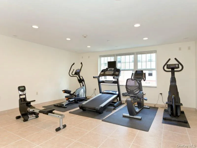 200 Carney Street, Glen Cove, NY, 2 Bedrooms Bedrooms, 3 Rooms Rooms,1 BathroomBathrooms,Residential Lease,For Rent,Carney,0,1026550 200 Carney Street, Glen Cove, NY, 2 Bedrooms Bedrooms, 3 Rooms Rooms,1 BathroomBathrooms,Residential Lease,For Rent,Carney,0,1026550