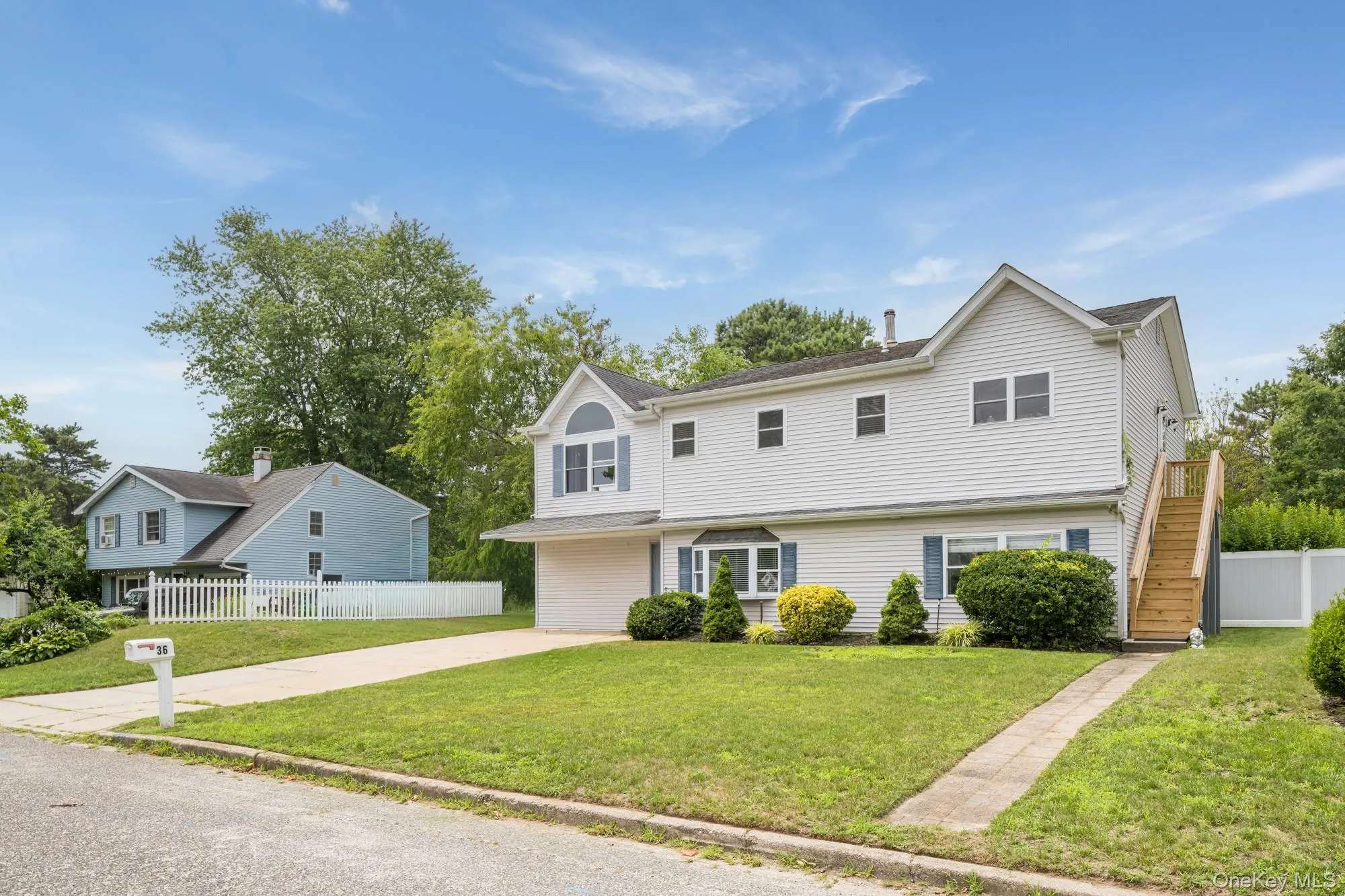 36 Balsam Drive, Brookhaven, NY, 5 Bedrooms Bedrooms, 12 Rooms Rooms,3 BathroomsBathrooms,Residential,For Rent,Balsam,0,1026556 36 Balsam Drive, Brookhaven, NY, 5 Bedrooms Bedrooms, 12 Rooms Rooms,3 BathroomsBathrooms,Residential,For Rent,Balsam,0,1026556