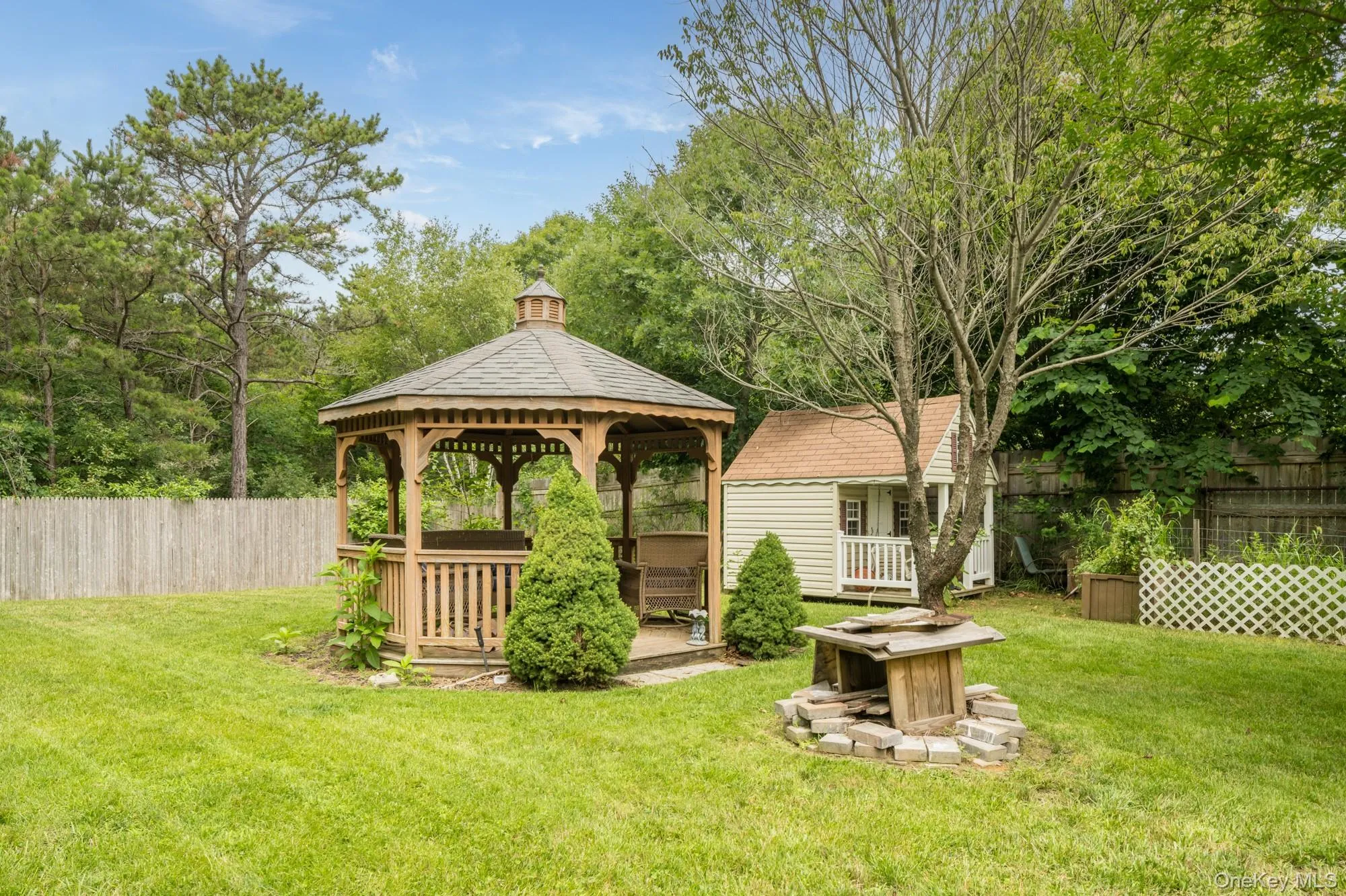 36 Balsam Drive, Brookhaven, NY, 5 Bedrooms Bedrooms, 12 Rooms Rooms,3 BathroomsBathrooms,Residential,For Rent,Balsam,0,1026556 36 Balsam Drive, Brookhaven, NY, 5 Bedrooms Bedrooms, 12 Rooms Rooms,3 BathroomsBathrooms,Residential,For Rent,Balsam,0,1026556