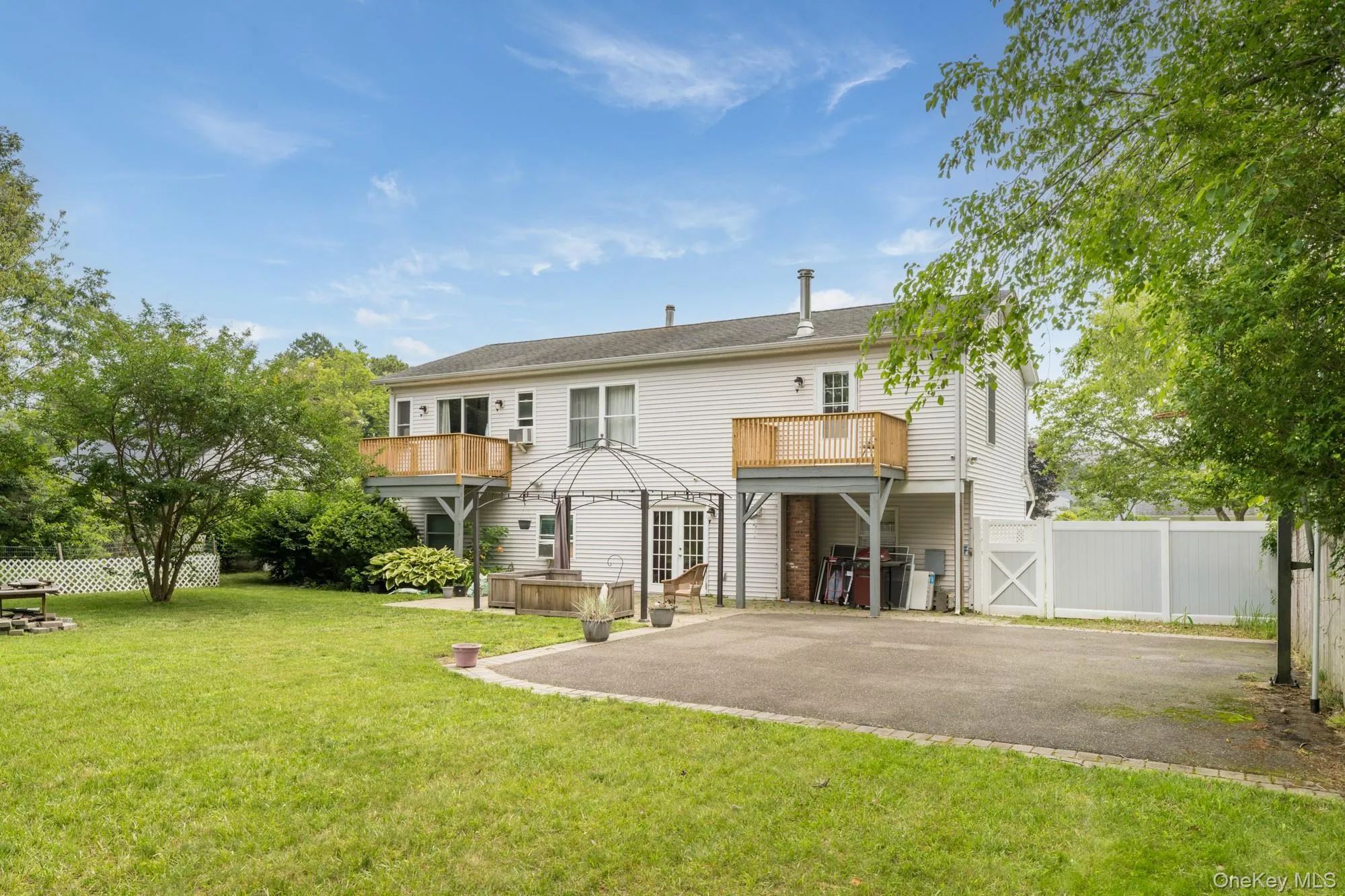 36 Balsam Drive, Brookhaven, NY, 5 Bedrooms Bedrooms, 12 Rooms Rooms,3 BathroomsBathrooms,Residential,For Rent,Balsam,0,1026556 36 Balsam Drive, Brookhaven, NY, 5 Bedrooms Bedrooms, 12 Rooms Rooms,3 BathroomsBathrooms,Residential,For Rent,Balsam,0,1026556