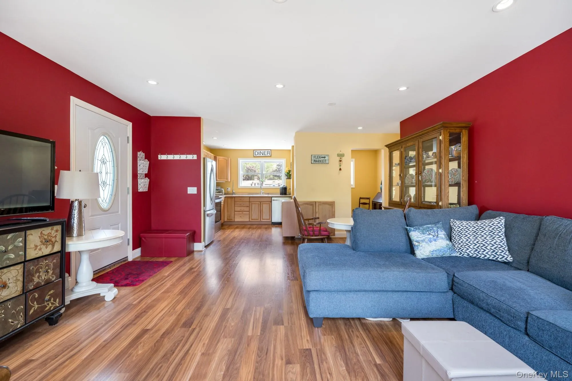 36 Balsam Drive, Brookhaven, NY, 5 Bedrooms Bedrooms, 12 Rooms Rooms,3 BathroomsBathrooms,Residential,For Rent,Balsam,0,1026556 36 Balsam Drive, Brookhaven, NY, 5 Bedrooms Bedrooms, 12 Rooms Rooms,3 BathroomsBathrooms,Residential,For Rent,Balsam,0,1026556