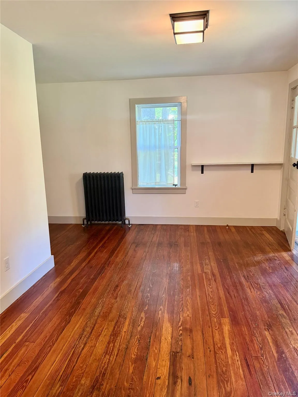 34 Garden Street, Red Hook, NY, 3 Bedrooms Bedrooms, 7 Rooms Rooms,1 BathroomBathrooms,Residential Lease,For Rent,Garden,0,1026557 34 Garden Street, Red Hook, NY, 3 Bedrooms Bedrooms, 7 Rooms Rooms,1 BathroomBathrooms,Residential Lease,For Rent,Garden,0,1026557
