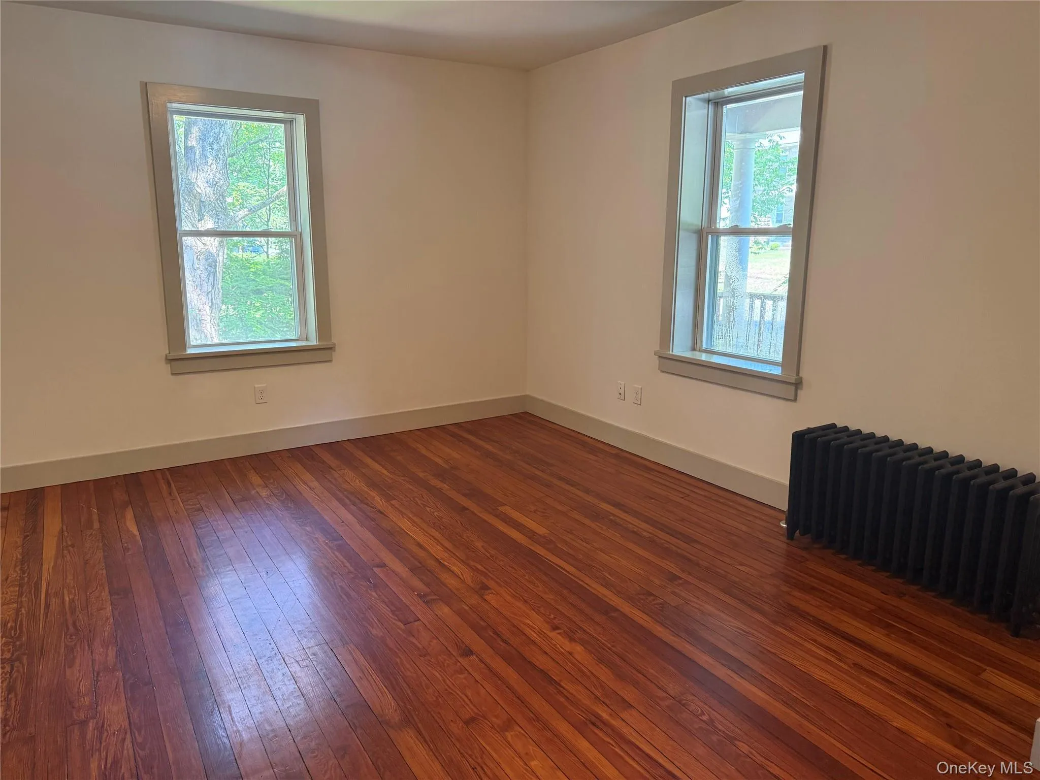 34 Garden Street, Red Hook, NY, 3 Bedrooms Bedrooms, 7 Rooms Rooms,1 BathroomBathrooms,Residential Lease,For Rent,Garden,0,1026557 34 Garden Street, Red Hook, NY, 3 Bedrooms Bedrooms, 7 Rooms Rooms,1 BathroomBathrooms,Residential Lease,For Rent,Garden,0,1026557