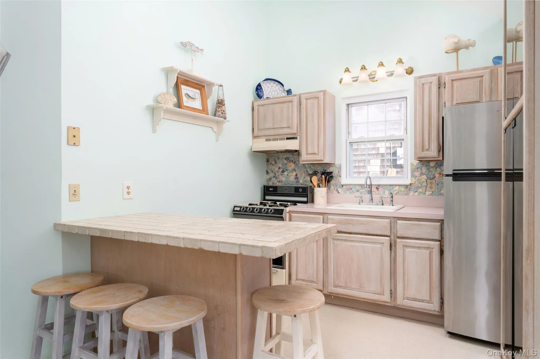 18 Beach, Riverhead, NY, 3 Bedrooms Bedrooms, 6 Rooms Rooms,2 BathroomsBathrooms,Residential,For Rent,Beach,0,1026560 18 Beach, Riverhead, NY, 3 Bedrooms Bedrooms, 6 Rooms Rooms,2 BathroomsBathrooms,Residential,For Rent,Beach,0,1026560