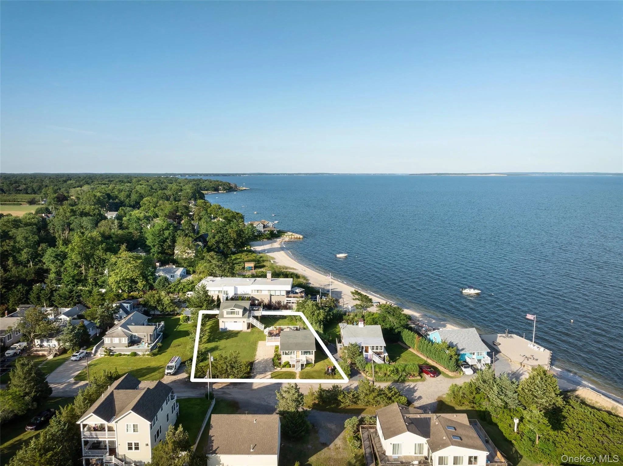 18 Beach, Riverhead, NY, 3 Bedrooms Bedrooms, 6 Rooms Rooms,2 BathroomsBathrooms,Residential,For Rent,Beach,0,1026560 18 Beach, Riverhead, NY, 3 Bedrooms Bedrooms, 6 Rooms Rooms,2 BathroomsBathrooms,Residential,For Rent,Beach,0,1026560