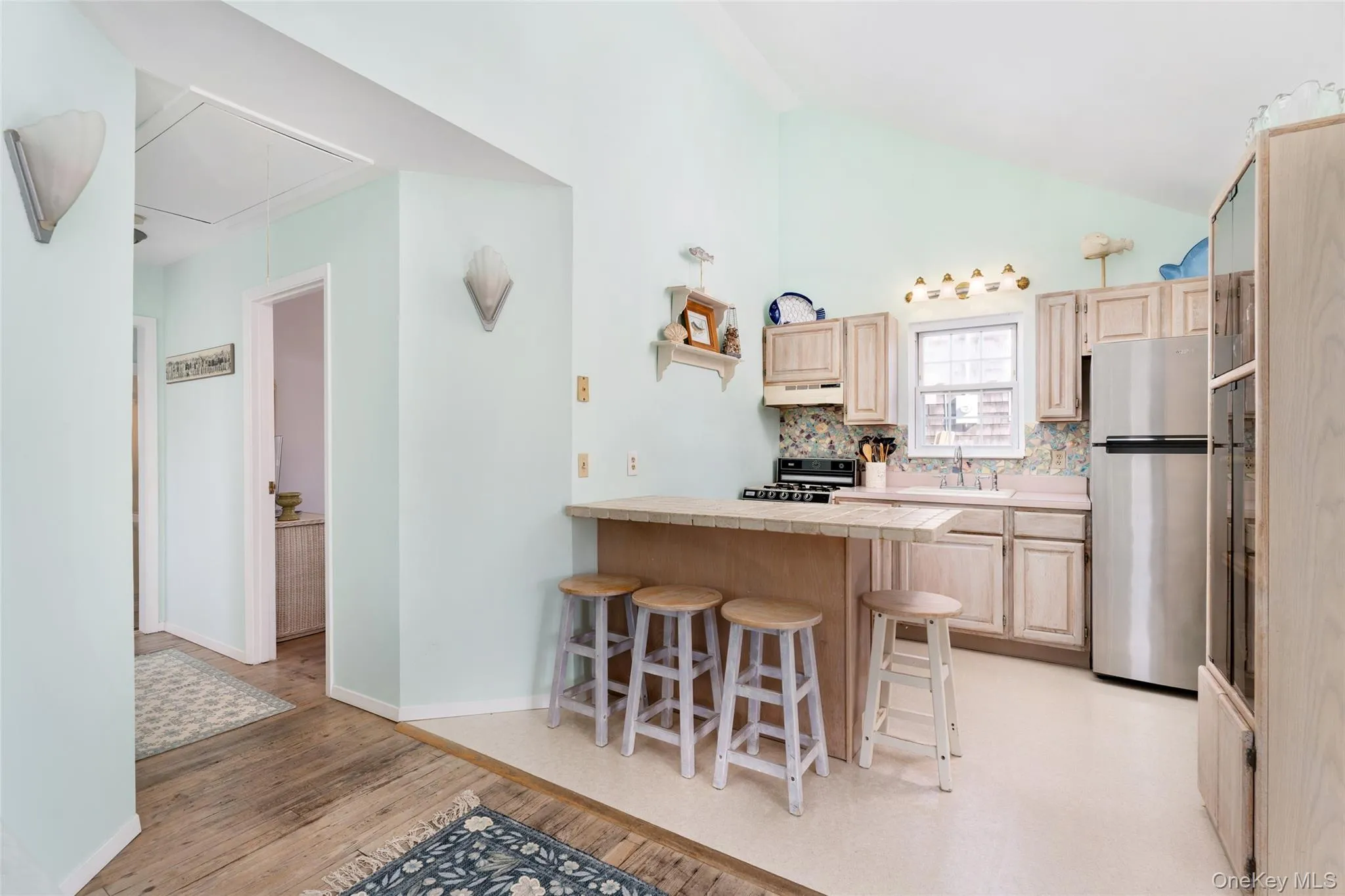 18 Beach, Riverhead, NY, 3 Bedrooms Bedrooms, 6 Rooms Rooms,2 BathroomsBathrooms,Residential,For Rent,Beach,0,1026560 18 Beach, Riverhead, NY, 3 Bedrooms Bedrooms, 6 Rooms Rooms,2 BathroomsBathrooms,Residential,For Rent,Beach,0,1026560