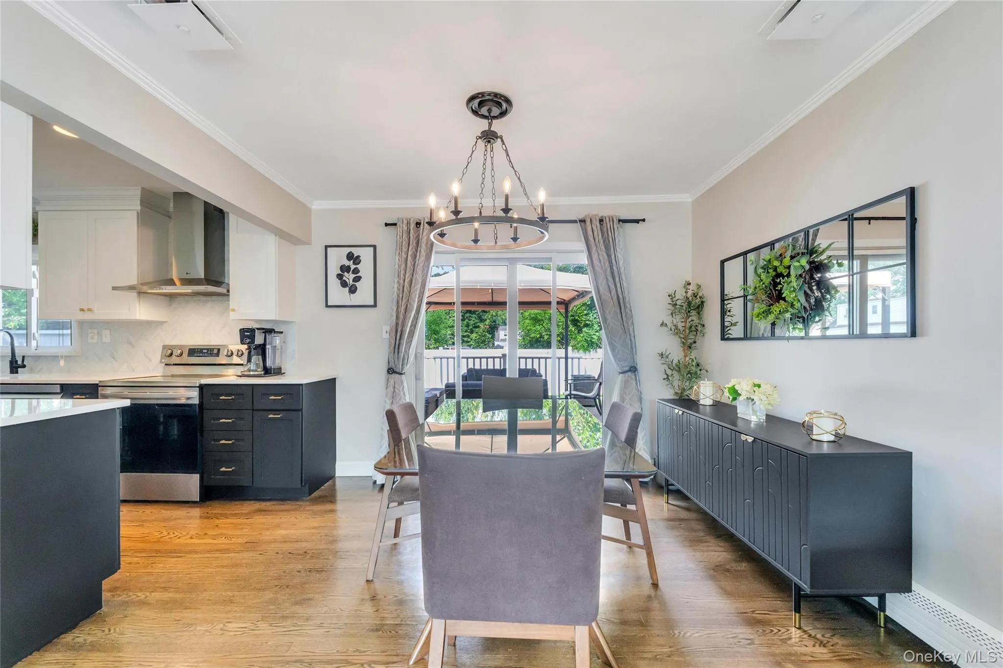 5 Shaftsbury Lane, Huntington, NY, 3 Bedrooms Bedrooms, 6 Rooms Rooms,2 BathroomsBathrooms,Residential,For Rent,Shaftsbury,0,1026564 5 Shaftsbury Lane, Huntington, NY, 3 Bedrooms Bedrooms, 6 Rooms Rooms,2 BathroomsBathrooms,Residential,For Rent,Shaftsbury,0,1026564