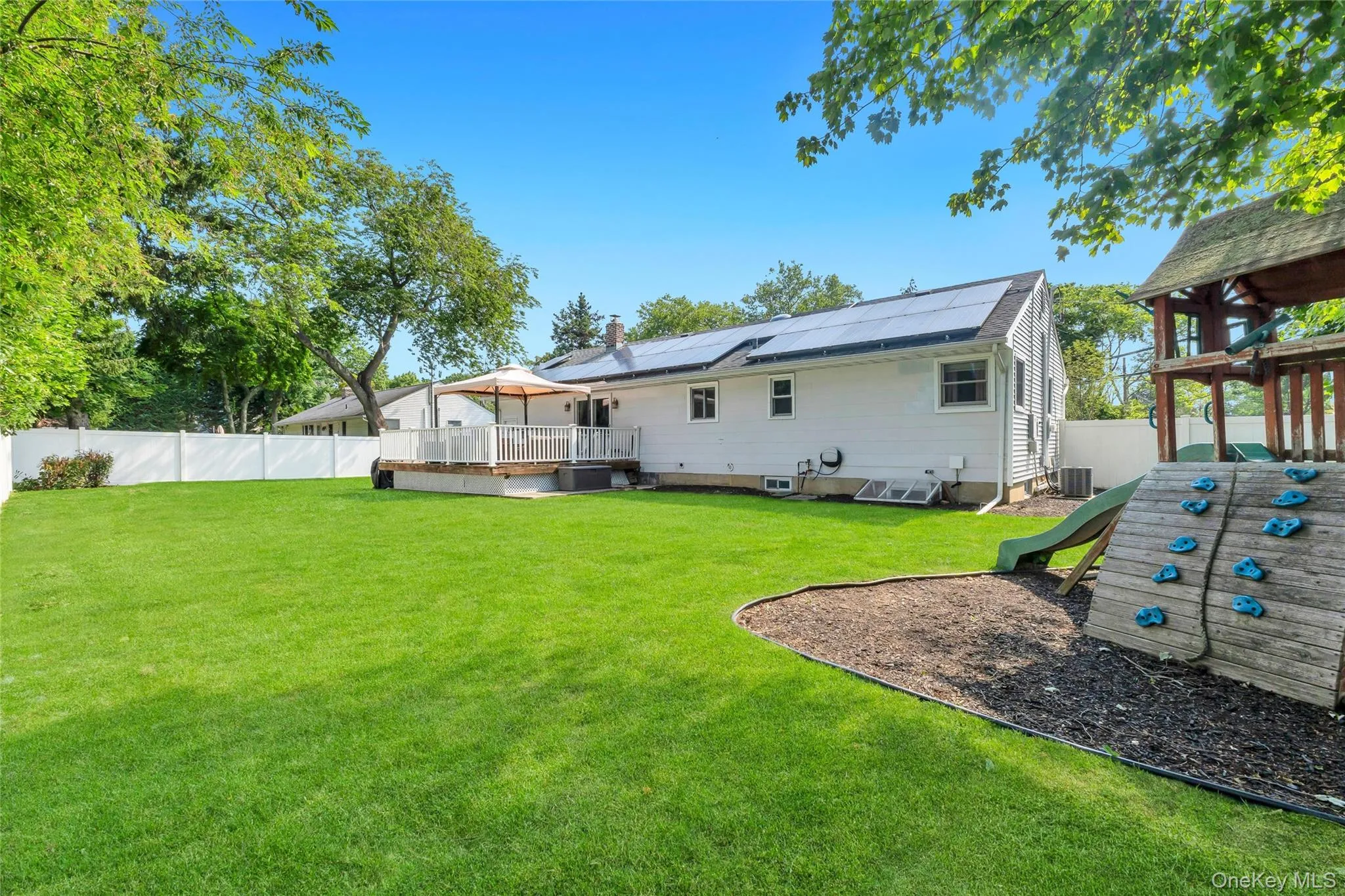 5 Shaftsbury Lane, Huntington, NY, 3 Bedrooms Bedrooms, 6 Rooms Rooms,2 BathroomsBathrooms,Residential,For Rent,Shaftsbury,0,1026564 5 Shaftsbury Lane, Huntington, NY, 3 Bedrooms Bedrooms, 6 Rooms Rooms,2 BathroomsBathrooms,Residential,For Rent,Shaftsbury,0,1026564