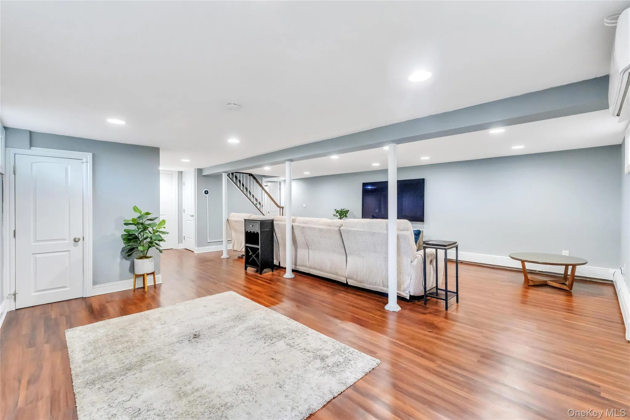 5 Shaftsbury Lane, Huntington, NY, 3 Bedrooms Bedrooms, 6 Rooms Rooms,2 BathroomsBathrooms,Residential,For Rent,Shaftsbury,0,1026564 5 Shaftsbury Lane, Huntington, NY, 3 Bedrooms Bedrooms, 6 Rooms Rooms,2 BathroomsBathrooms,Residential,For Rent,Shaftsbury,0,1026564