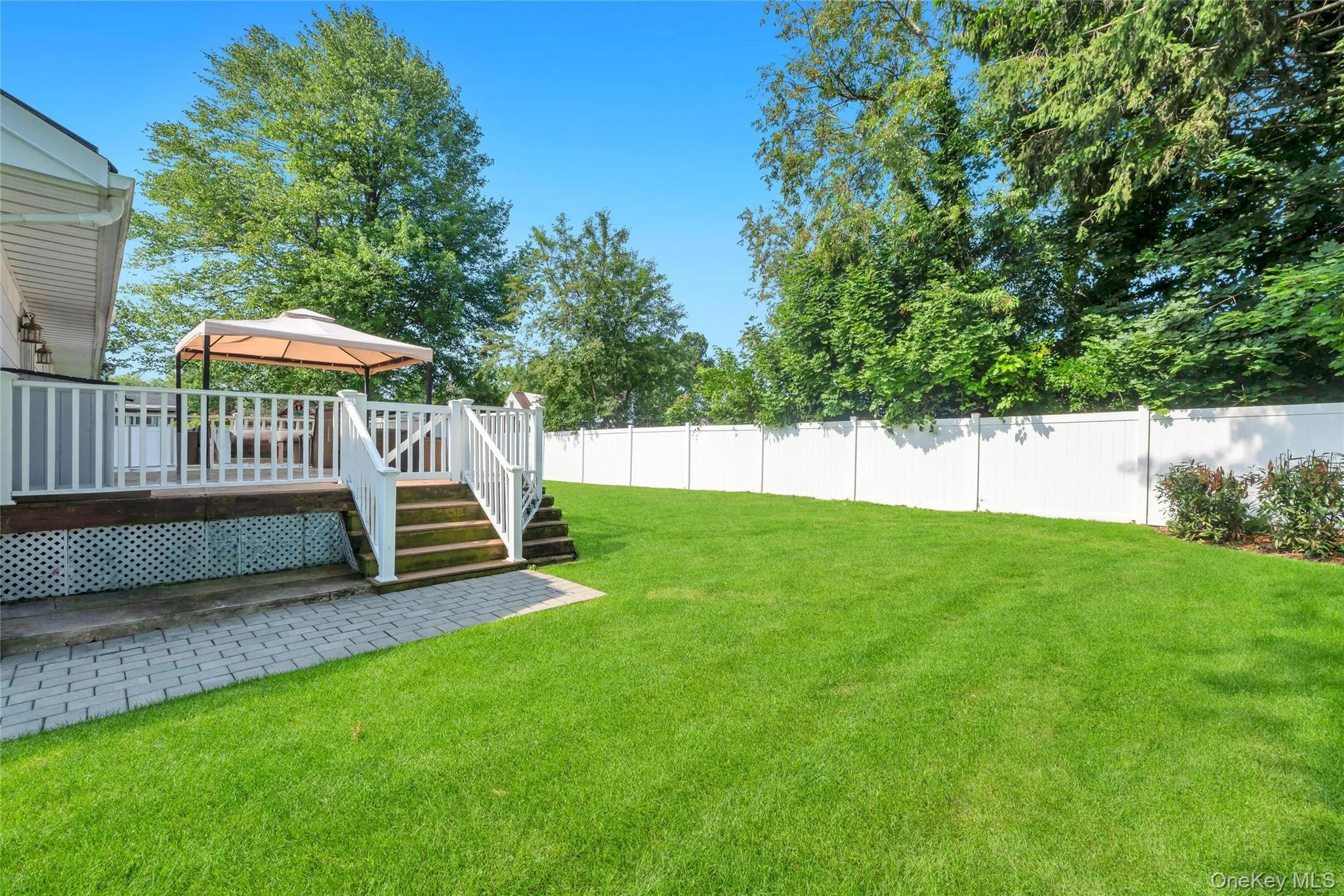 5 Shaftsbury Lane, Huntington, NY, 3 Bedrooms Bedrooms, 6 Rooms Rooms,2 BathroomsBathrooms,Residential,For Rent,Shaftsbury,0,1026564 5 Shaftsbury Lane, Huntington, NY, 3 Bedrooms Bedrooms, 6 Rooms Rooms,2 BathroomsBathrooms,Residential,For Rent,Shaftsbury,0,1026564
