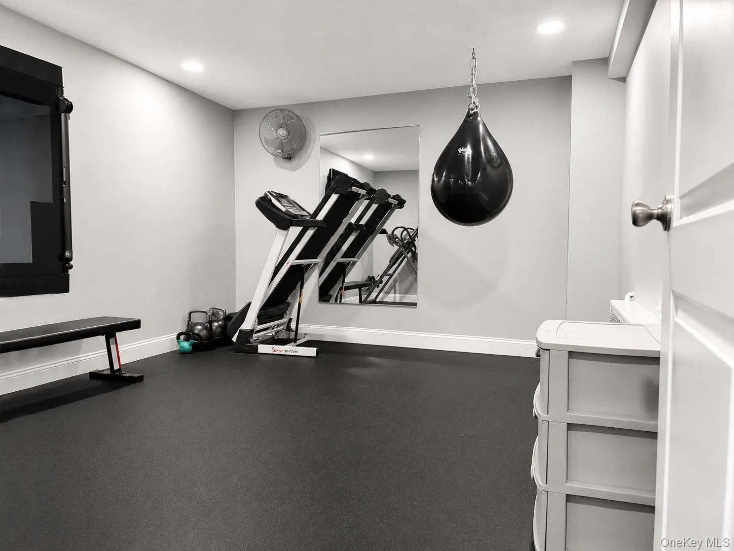 5 Shaftsbury Lane, Huntington, NY, 3 Bedrooms Bedrooms, 6 Rooms Rooms,2 BathroomsBathrooms,Residential,For Rent,Shaftsbury,0,1026564 5 Shaftsbury Lane, Huntington, NY, 3 Bedrooms Bedrooms, 6 Rooms Rooms,2 BathroomsBathrooms,Residential,For Rent,Shaftsbury,0,1026564