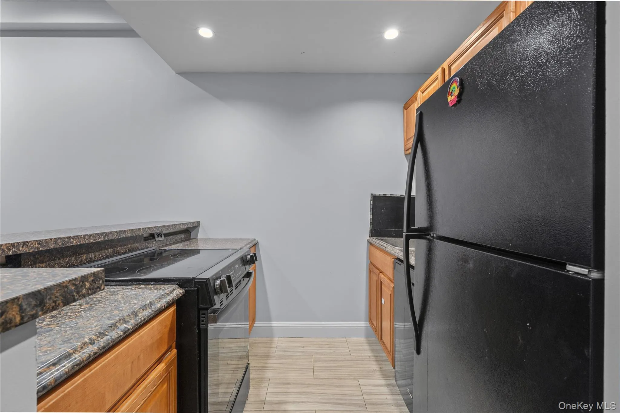 Kitchen with Refrigerator, dishwasher and new oven Kitchen with Refrigerator, dishwasher and new oven