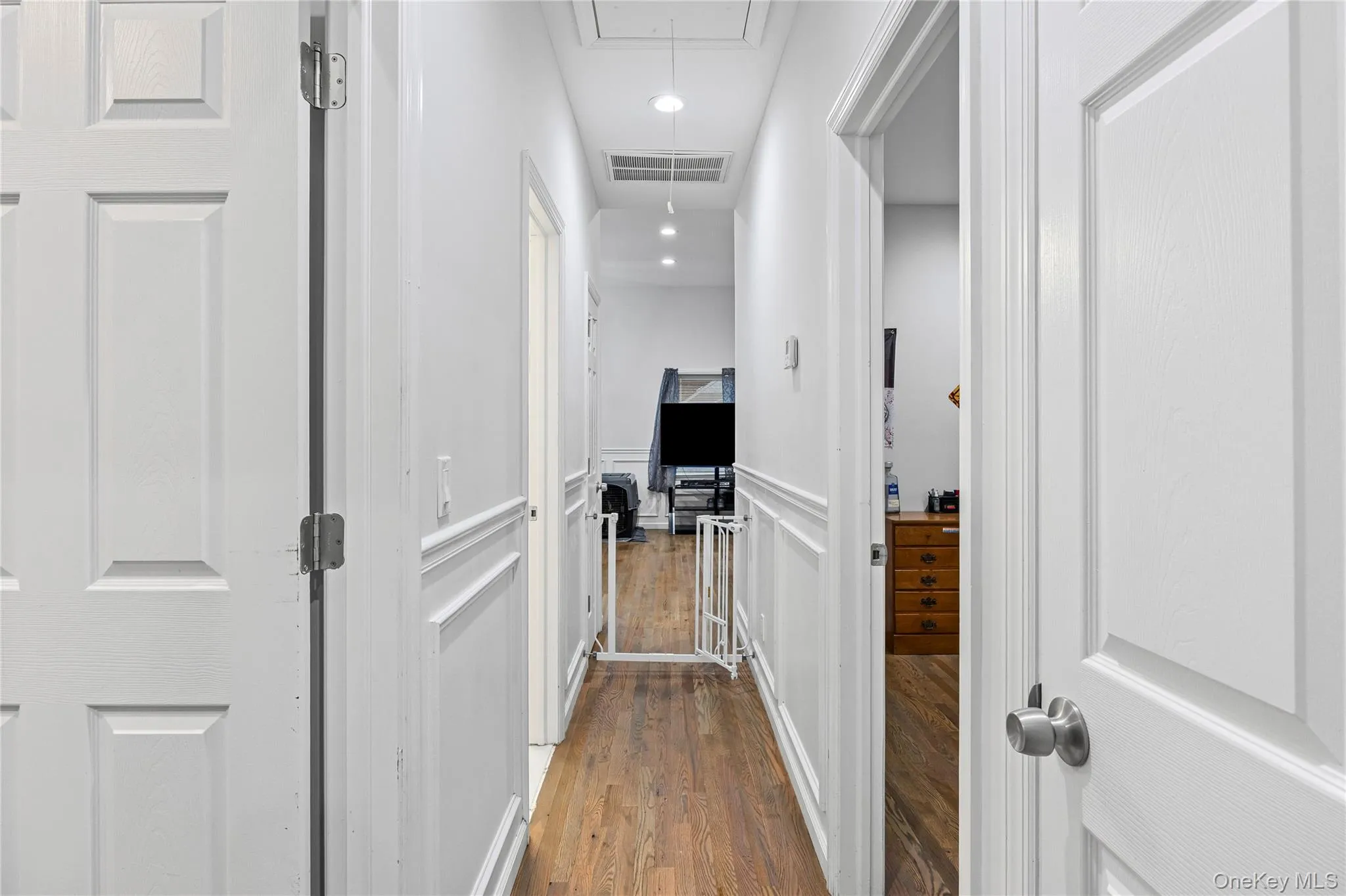 20 Cedar Road, Brookhaven, NY, 3 Bedrooms Bedrooms, 6 Rooms Rooms,1 BathroomBathrooms,Residential,For Rent,Cedar,0,1026566 20 Cedar Road, Brookhaven, NY, 3 Bedrooms Bedrooms, 6 Rooms Rooms,1 BathroomBathrooms,Residential,For Rent,Cedar,0,1026566