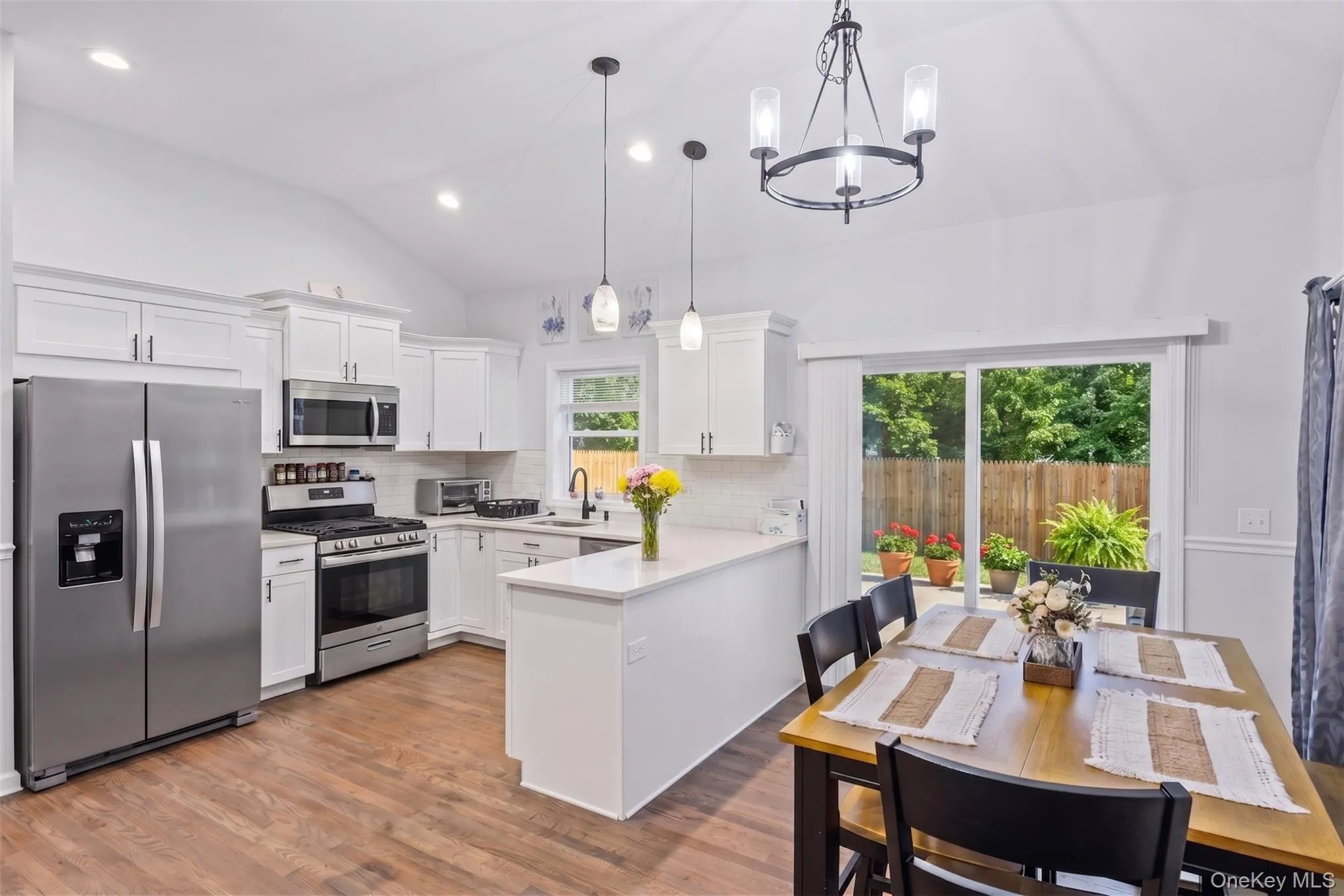 20 Cedar Road, Brookhaven, NY, 3 Bedrooms Bedrooms, 6 Rooms Rooms,1 BathroomBathrooms,Residential,For Rent,Cedar,0,1026566 20 Cedar Road, Brookhaven, NY, 3 Bedrooms Bedrooms, 6 Rooms Rooms,1 BathroomBathrooms,Residential,For Rent,Cedar,0,1026566