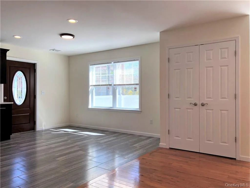 133 Route 6N, Carmel, NY, 3 Bedrooms Bedrooms, 6 Rooms Rooms,1 BathroomBathrooms,Residential Lease,For Rent,Route 6N,0,1026569 133 Route 6N, Carmel, NY, 3 Bedrooms Bedrooms, 6 Rooms Rooms,1 BathroomBathrooms,Residential Lease,For Rent,Route 6N,0,1026569
