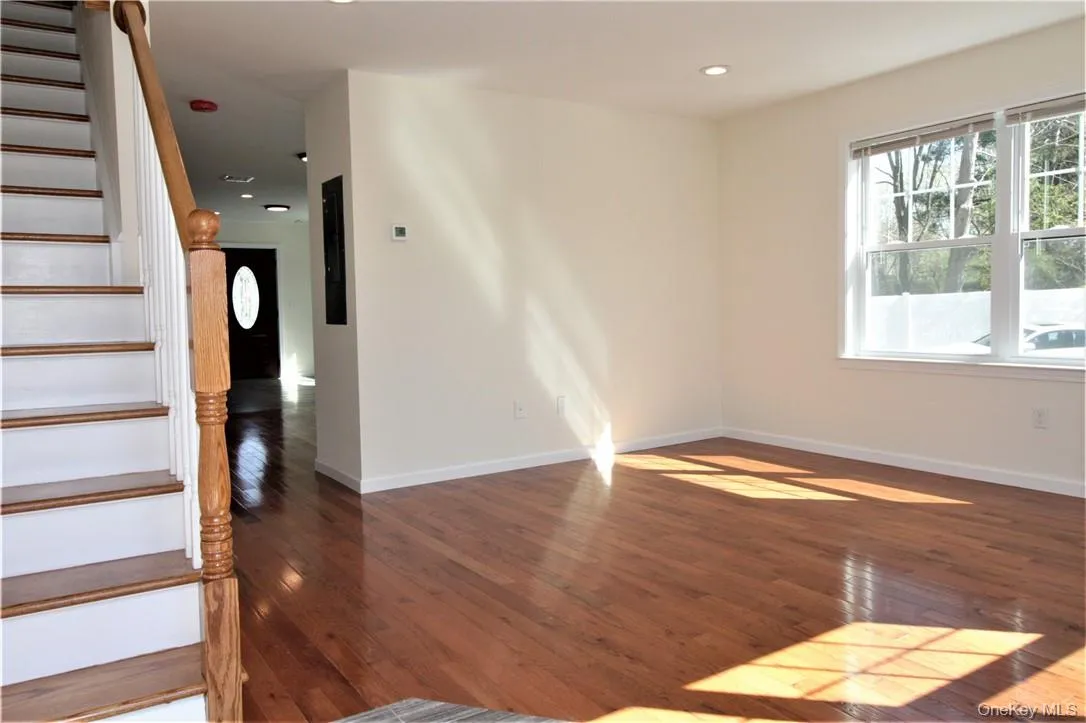 133 Route 6N, Carmel, NY, 3 Bedrooms Bedrooms, 6 Rooms Rooms,1 BathroomBathrooms,Residential Lease,For Rent,Route 6N,0,1026569 133 Route 6N, Carmel, NY, 3 Bedrooms Bedrooms, 6 Rooms Rooms,1 BathroomBathrooms,Residential Lease,For Rent,Route 6N,0,1026569