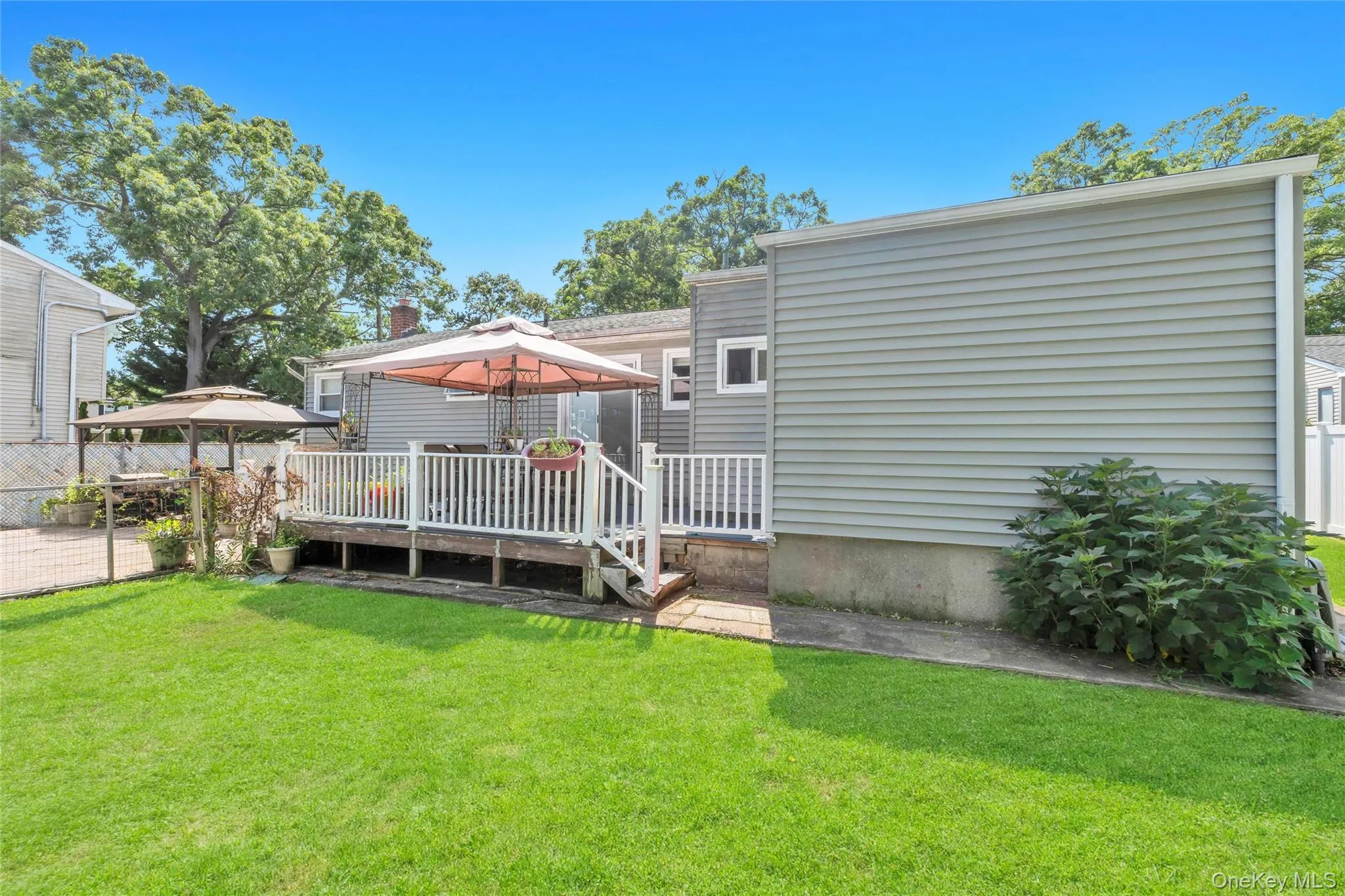 437 Commack Road, Islip, NY, 3 Bedrooms Bedrooms, 7 Rooms Rooms,1 BathroomBathrooms,Residential,For Rent,Commack,0,1026573 437 Commack Road, Islip, NY, 3 Bedrooms Bedrooms, 7 Rooms Rooms,1 BathroomBathrooms,Residential,For Rent,Commack,0,1026573