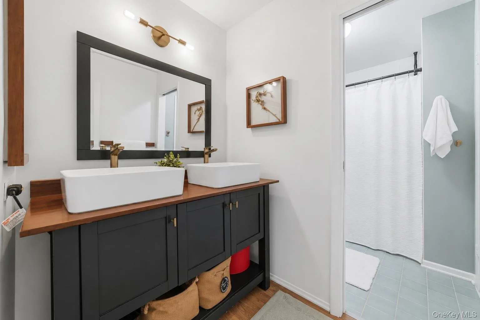 1103 Hunters Run, Greenburgh, NY, 2 Bedrooms Bedrooms, 5 Rooms Rooms,1 BathroomBathrooms,Residential,For Rent,Hunters,0,1026574 1103 Hunters Run, Greenburgh, NY, 2 Bedrooms Bedrooms, 5 Rooms Rooms,1 BathroomBathrooms,Residential,For Rent,Hunters,0,1026574