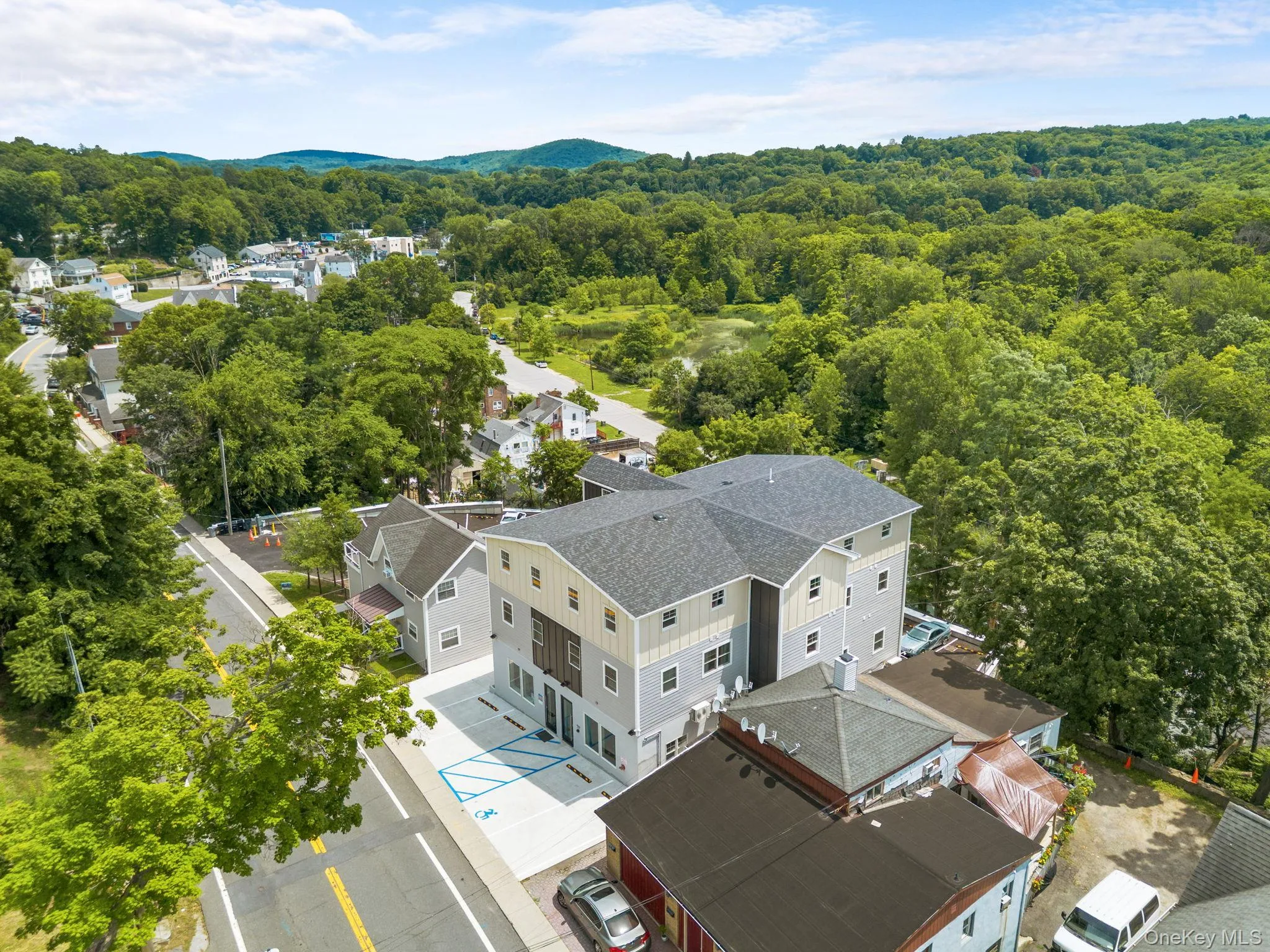 99 Main Street, Southeast, NY, 1 Bedroom Bedrooms, 3 Rooms Rooms,1 BathroomBathrooms,Residential Lease,For Rent,Main,0,1026575 99 Main Street, Southeast, NY, 1 Bedroom Bedrooms, 3 Rooms Rooms,1 BathroomBathrooms,Residential Lease,For Rent,Main,0,1026575