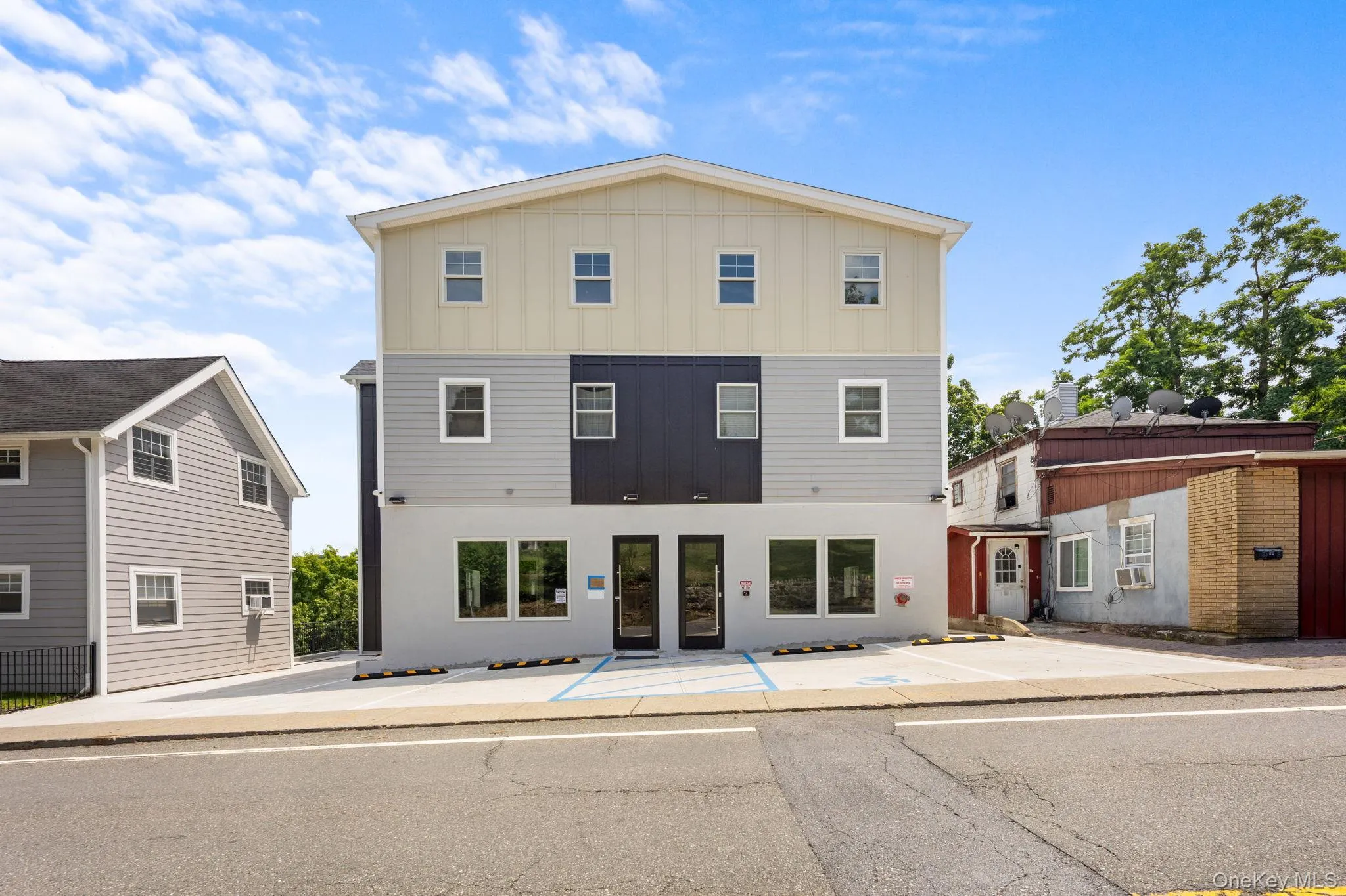 99 Main Street, Southeast, NY, 1 Bedroom Bedrooms, 3 Rooms Rooms,1 BathroomBathrooms,Residential Lease,For Rent,Main,0,1026575 99 Main Street, Southeast, NY, 1 Bedroom Bedrooms, 3 Rooms Rooms,1 BathroomBathrooms,Residential Lease,For Rent,Main,0,1026575