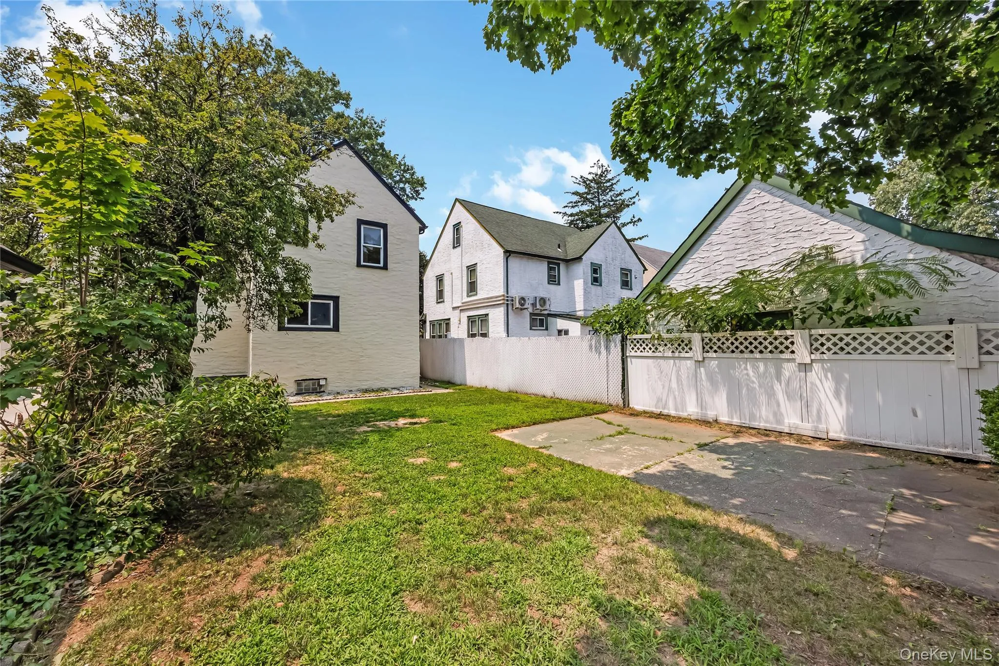 114-57 176th Street, New York, NY, 4 Bedrooms Bedrooms, 8 Rooms Rooms,2 BathroomsBathrooms,Residential,For Rent,176th,0,1026577 114-57 176th Street, New York, NY, 4 Bedrooms Bedrooms, 8 Rooms Rooms,2 BathroomsBathrooms,Residential,For Rent,176th,0,1026577