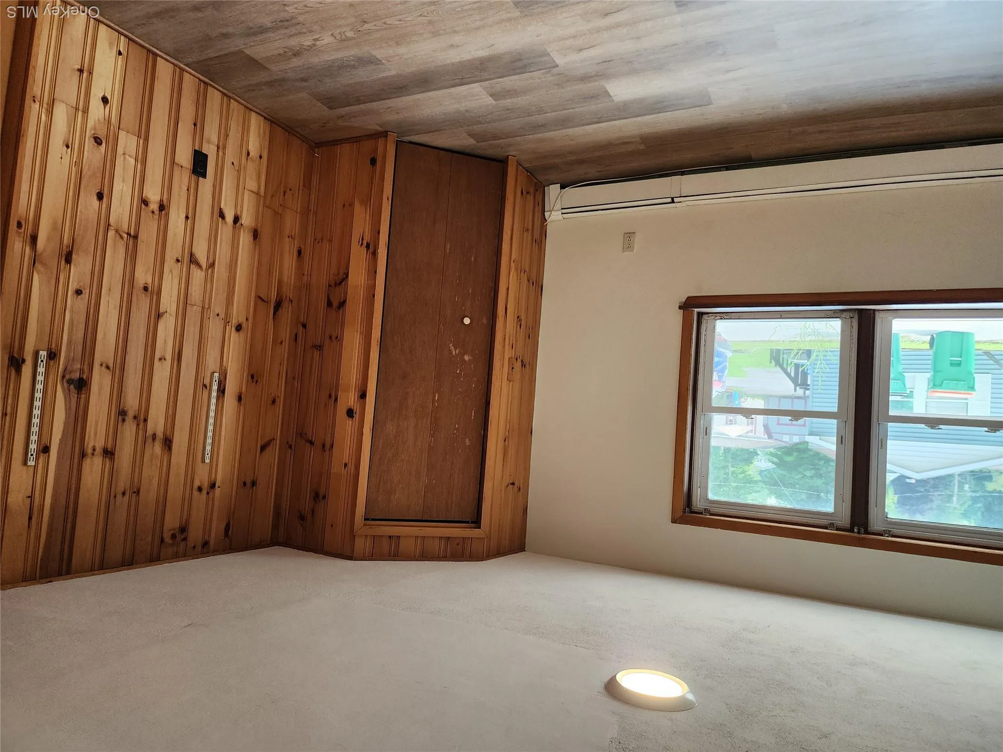 large main floor bedroom large main floor bedroom
